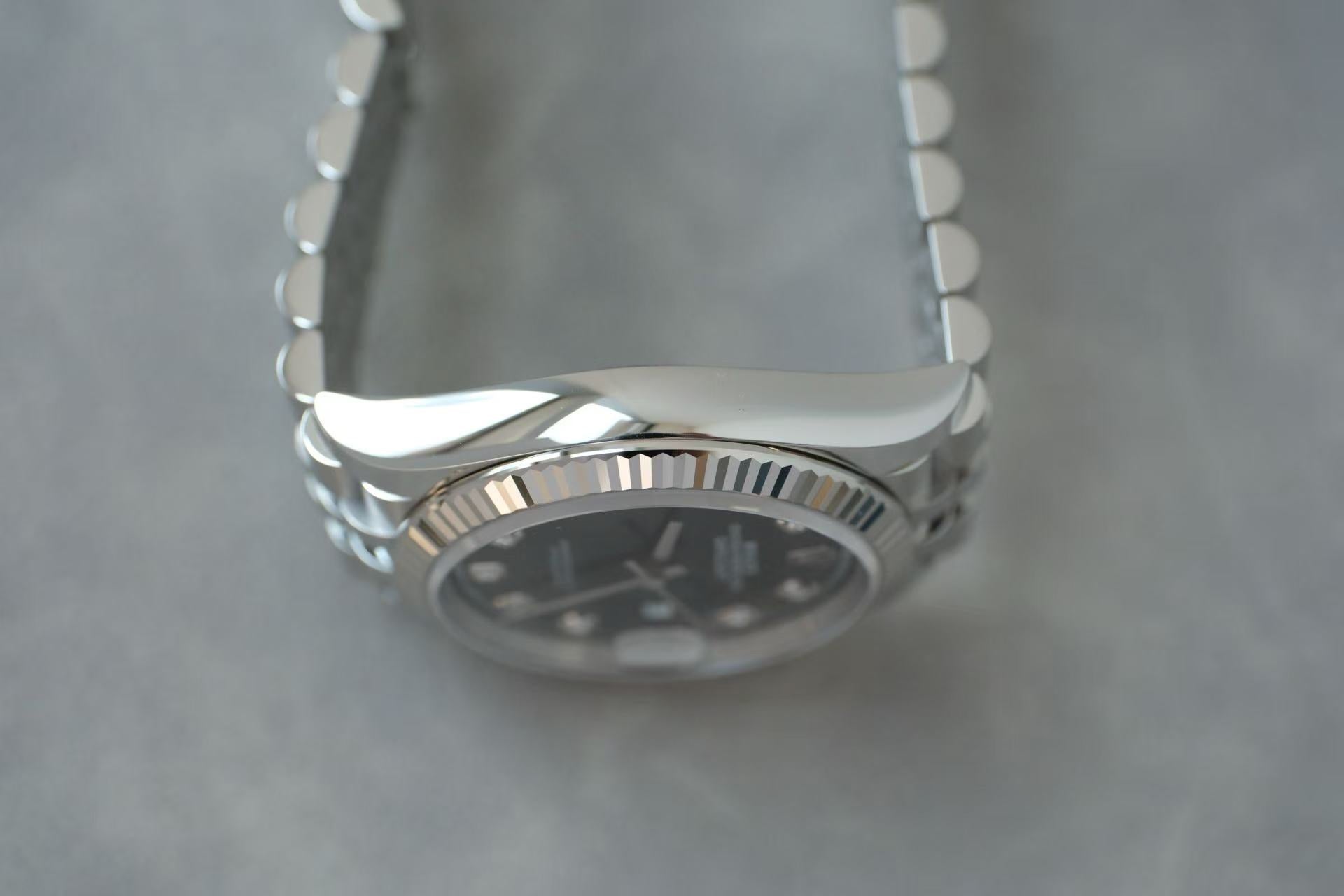 ✦ 劳力士 Rolex 日志型 Datejust 36mm 126234 黑盘钻刻 五珠链 2026年2月全套未使用