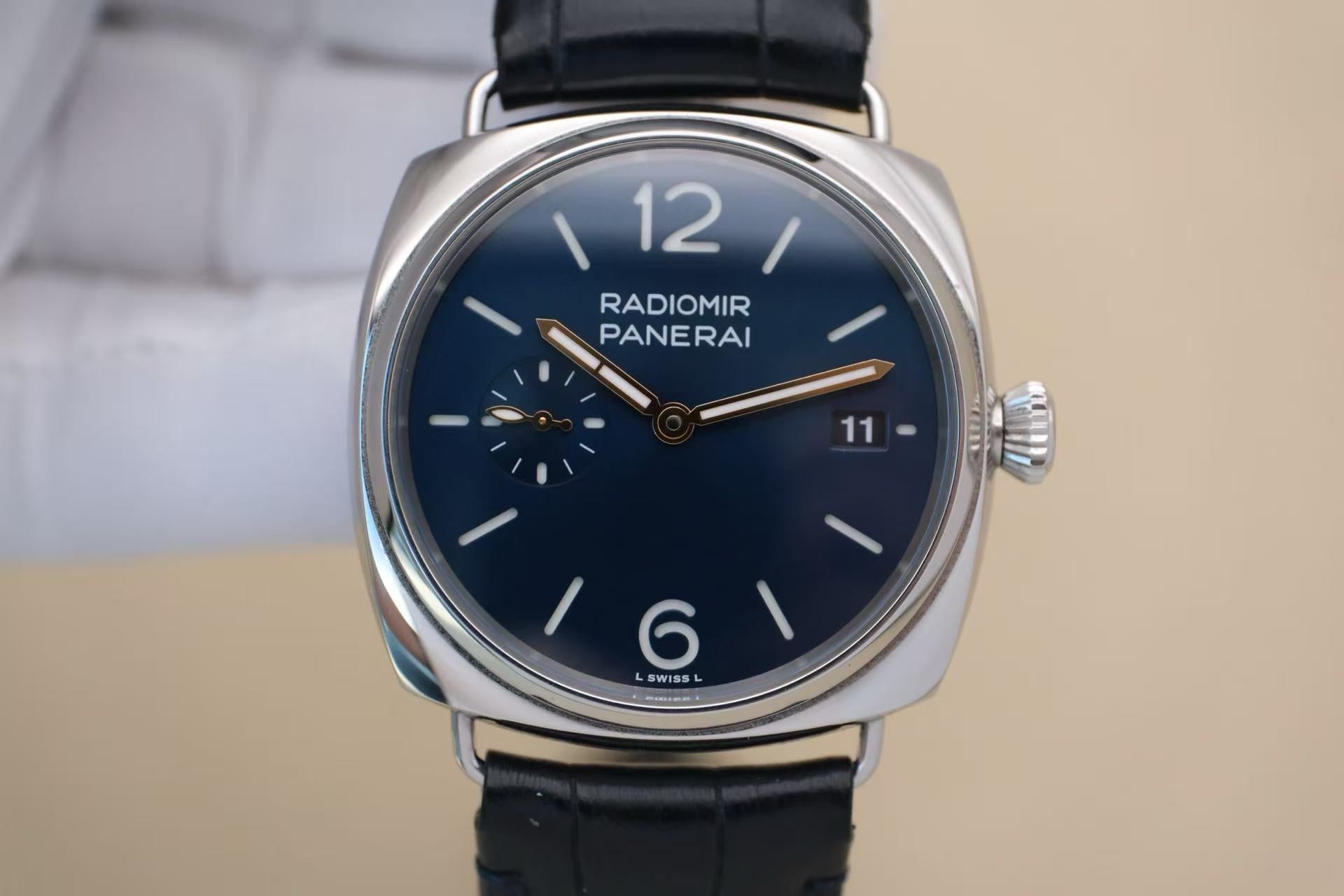✦ Panerai Radiomir PAM01293 Blue Dial Polished Stainless Steel 40mm, 2024 Full Set (8-Year Extended Warranty)