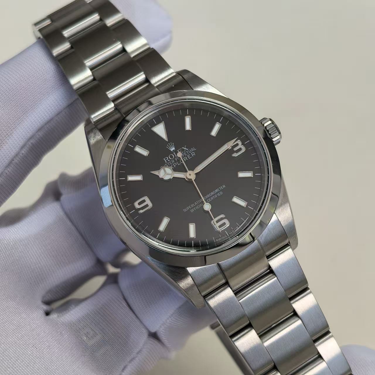 ✦ Rolex Explorer I 114270 Black Dial 36mm Stainless Steel 2007 Complete Set (Full Length)