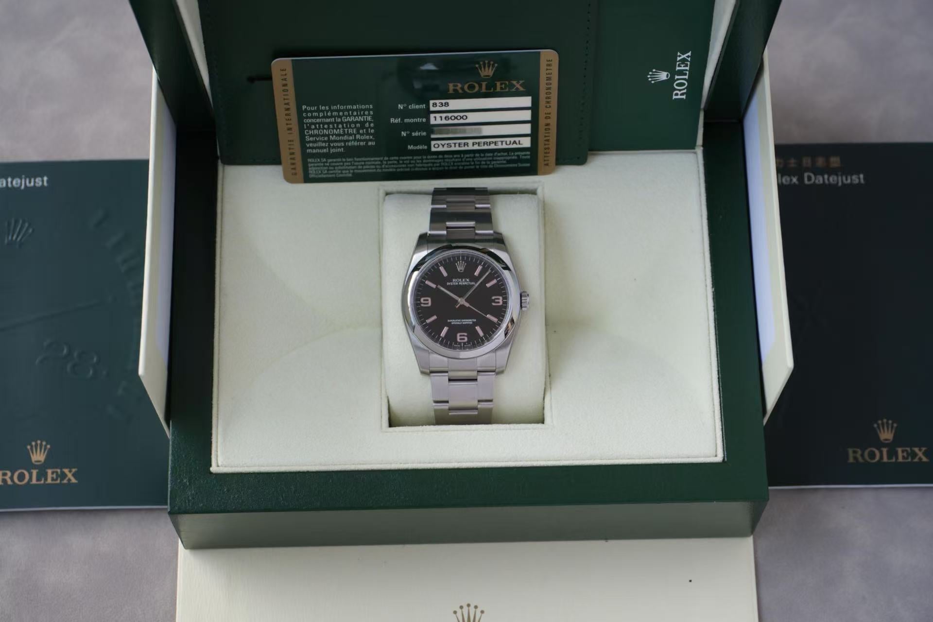 ✦ Rolex Oyster Perpetual 116000, Silver Dial 3-6-9, 36mm, Unused Complete Set (QR Code Film)