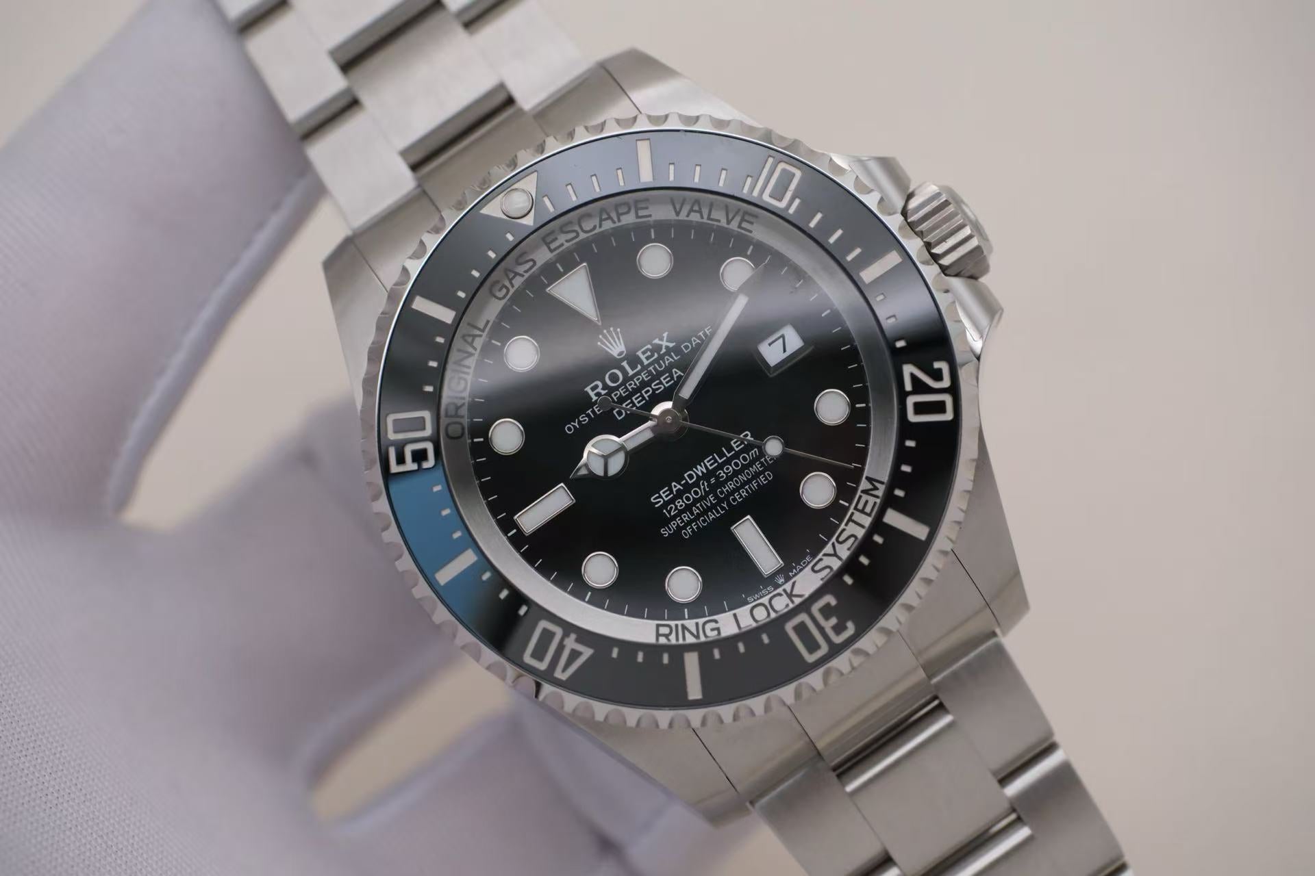 ✦ 劳力士 Rolex 深潜型 Sea-Dweller Deepsea 126660 黑盘 44mm 自动机械 单表