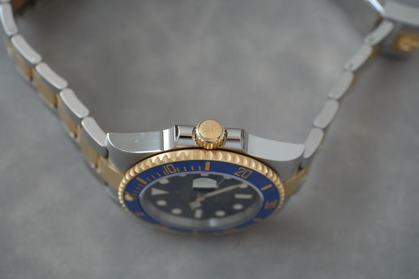 ✦ 劳力士 Rolex 潜航者型 Submariner 116613LB 二代间金蓝水鬼 40mm 2020年全套