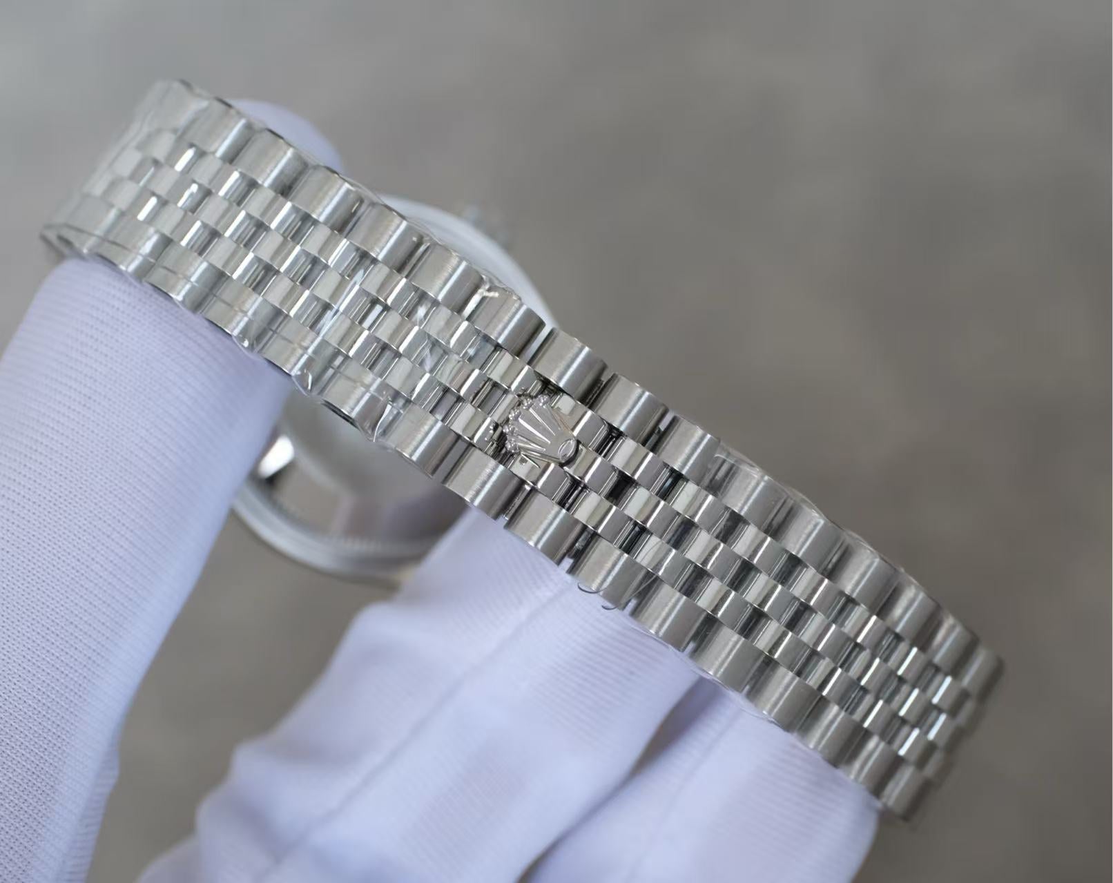 ✦ 劳力士 Rolex 日志型 278274 粉盘镶钻 31毫米 2026年1月未使用全套