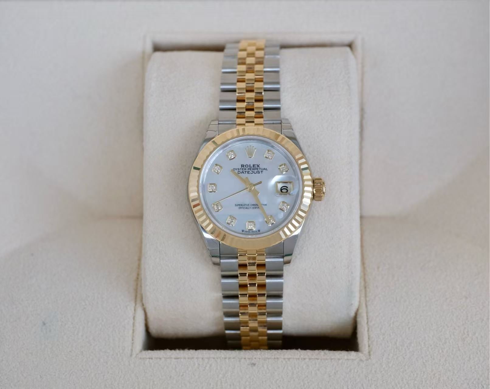 ✦ 劳力士 Rolex 女装日志型 279173 贝母钻刻 28毫米 18K黄金间金 2022年全套极品