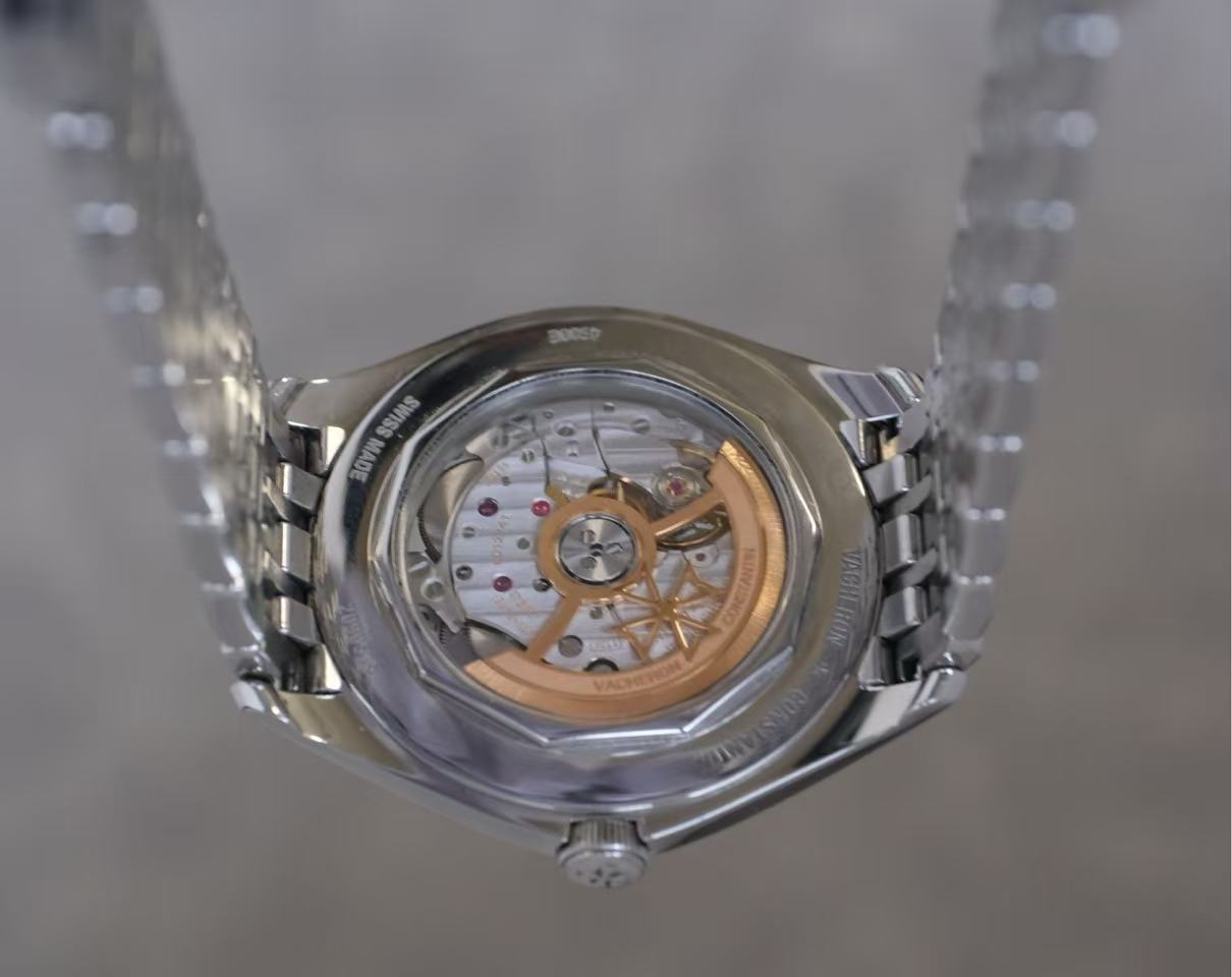 ✦ 江诗丹顿 Vacheron Constantin 伍陆之型系列 4600E/110A-B487 蓝盘精钢 40毫米 2022年全套带发票