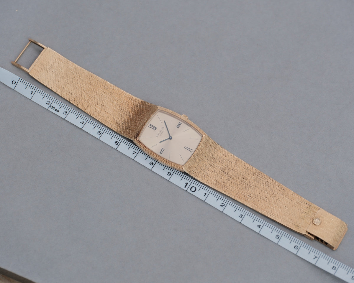 Patek Philippe 百达翡丽 中古表 3528-3J 18k金 手动机械 80.7g,手腕尺寸约16cm,表盘尺寸26mm 单表好价