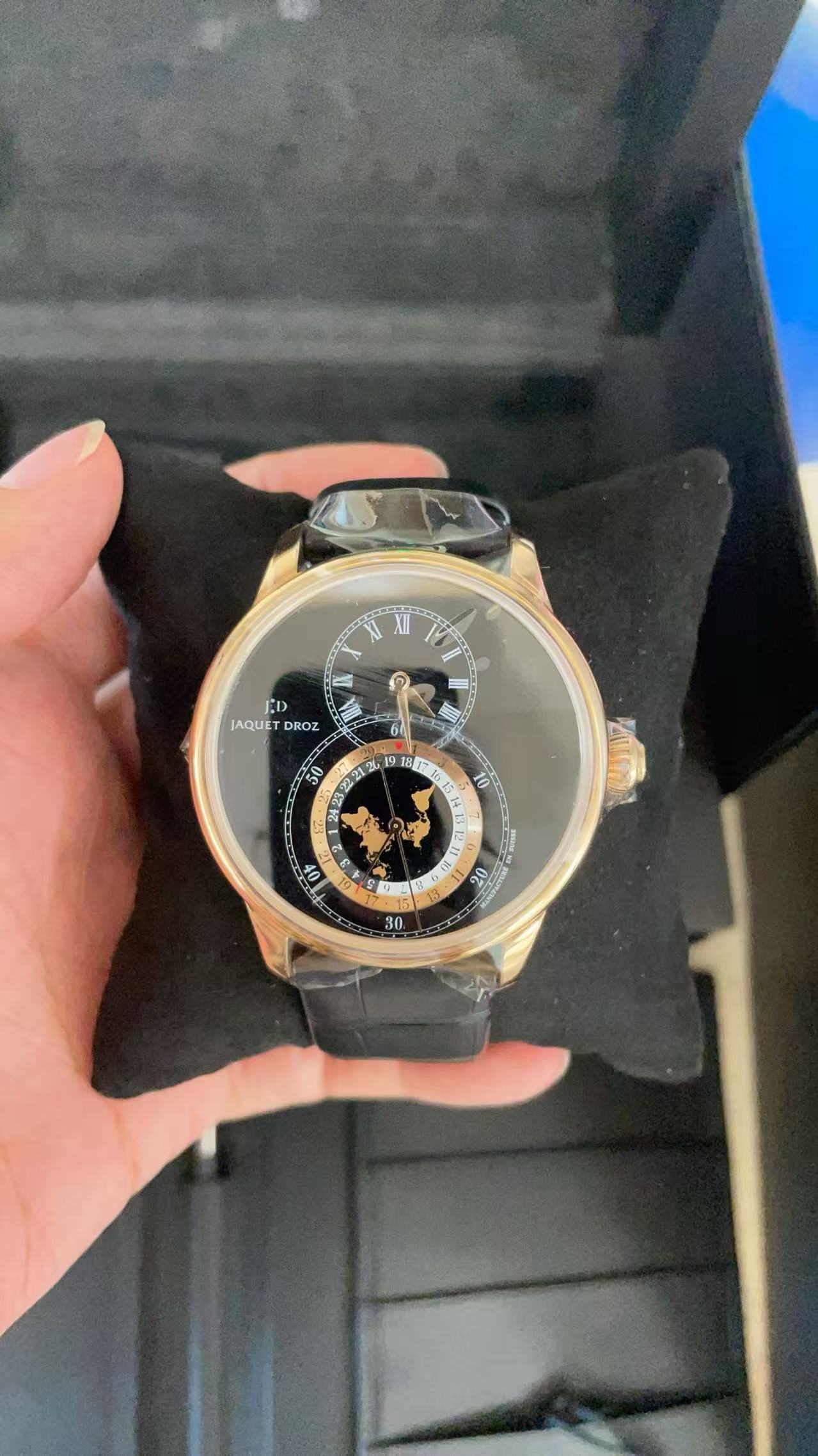 ✦ 雅克德罗 Jaquet Droz 大秒针 J016033202 两地时 18K红金 43mm 2026年3月全套