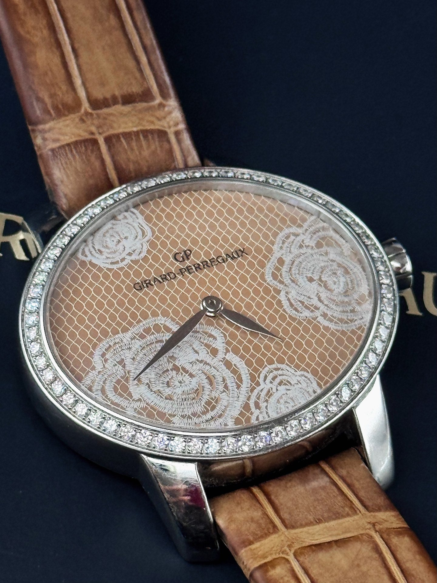 Girard-Perregaux Cat's Eye Series 80476D11A801-CK8A Stainless Steel Diamond-Set Automatic Mechanical Watch, 2022, Full Set, 98% New