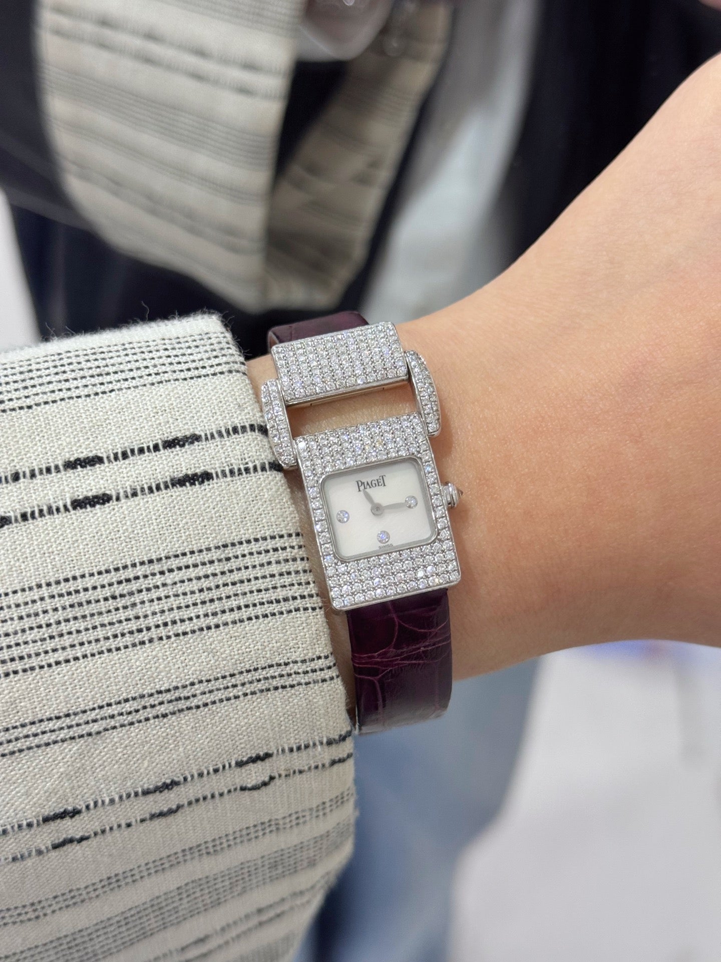 Piaget Limelight Gala series G0A25022 18K white gold diamond-set 24mm quartz ladies' watch, 98% new, single watch.