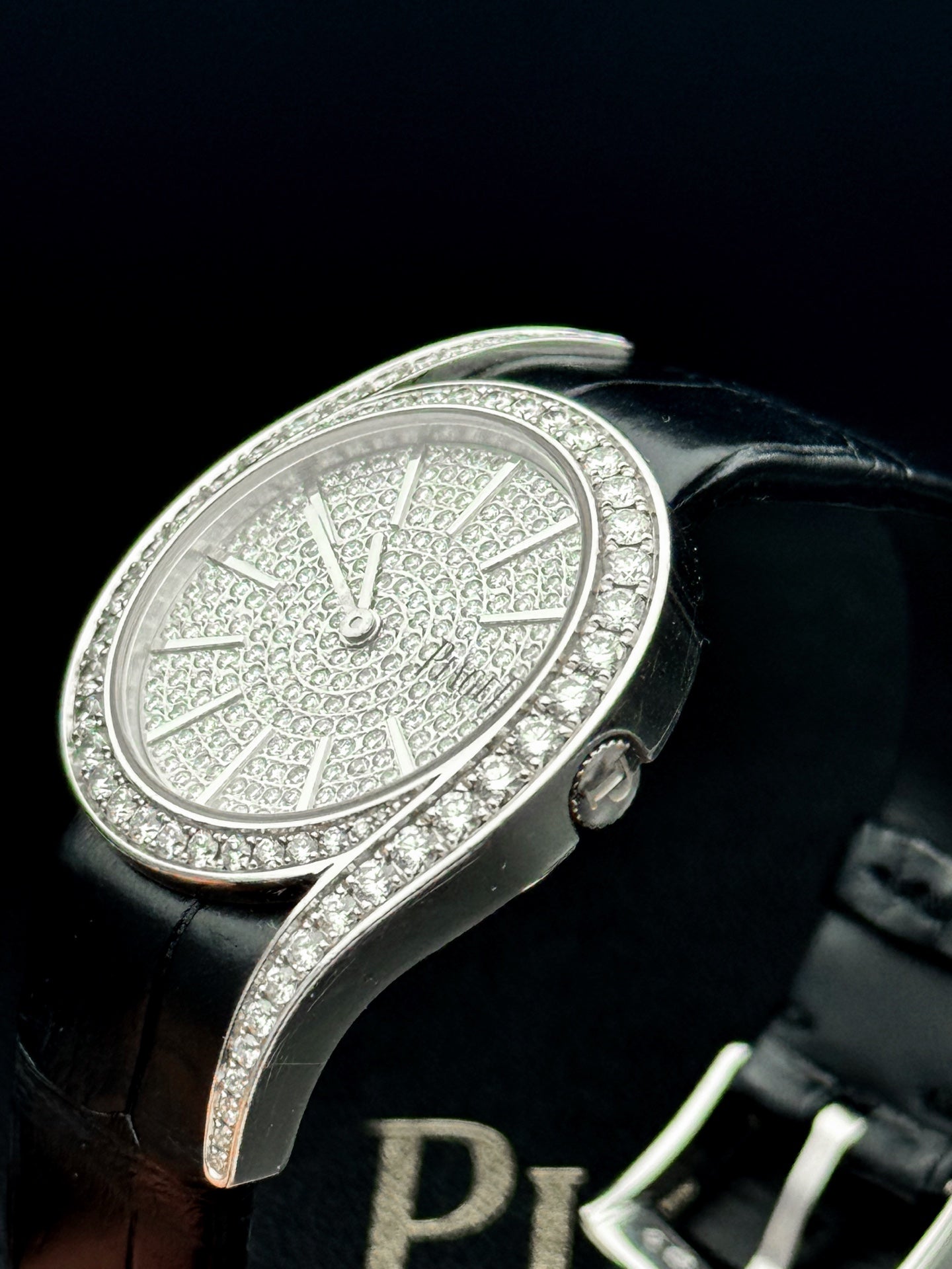 Piaget Limelight Gala Series G0A38162 18K White Gold Diamond-set 32mm Quartz Women's Watch 2018 Complete Set