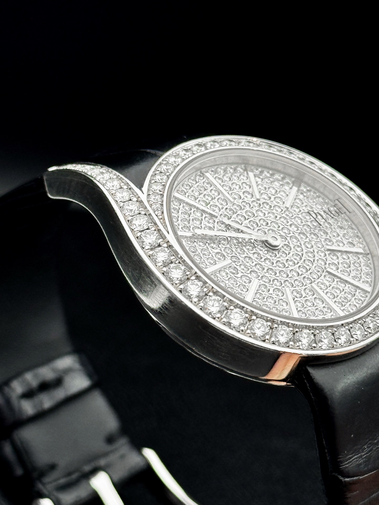 Piaget Limelight Gala Series G0A38162 18K White Gold Diamond-set 32mm Quartz Women's Watch 2018 Complete Set