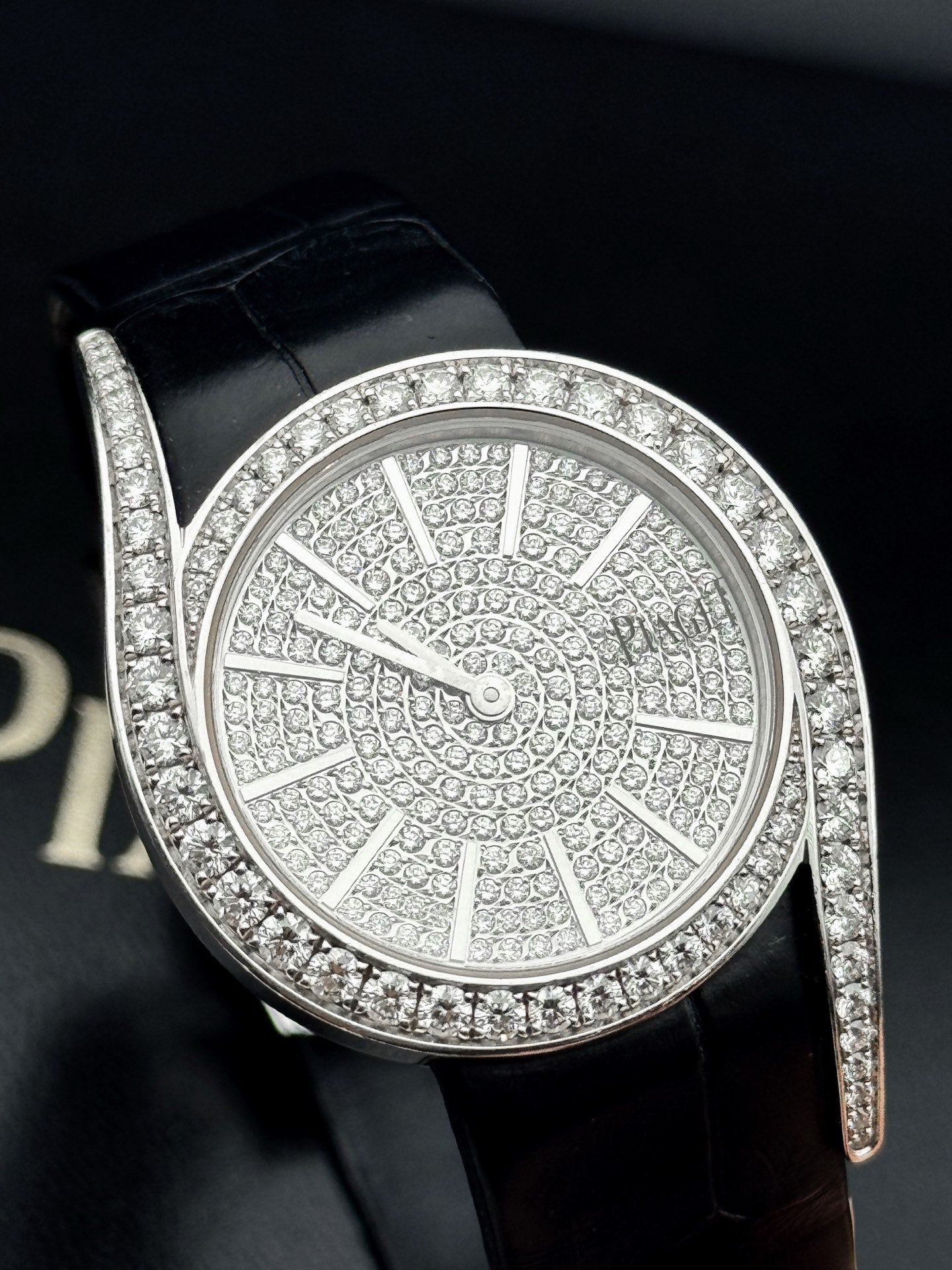 Piaget Limelight Gala Series G0A38162 18K White Gold Diamond-set 32mm Quartz Women's Watch 2018 Complete Set