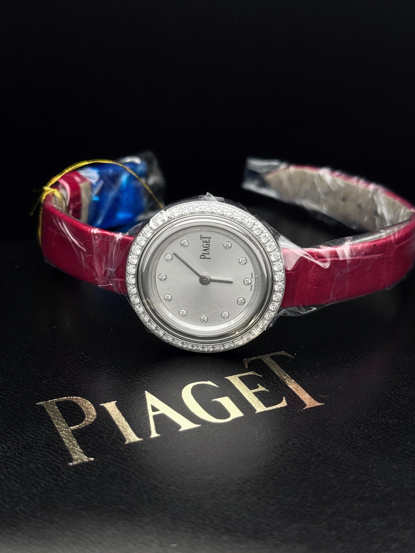 伯爵 Piaget POSSESSION系列 G0A44284 18K白金镶钻 29毫米 石英女表 全新全套