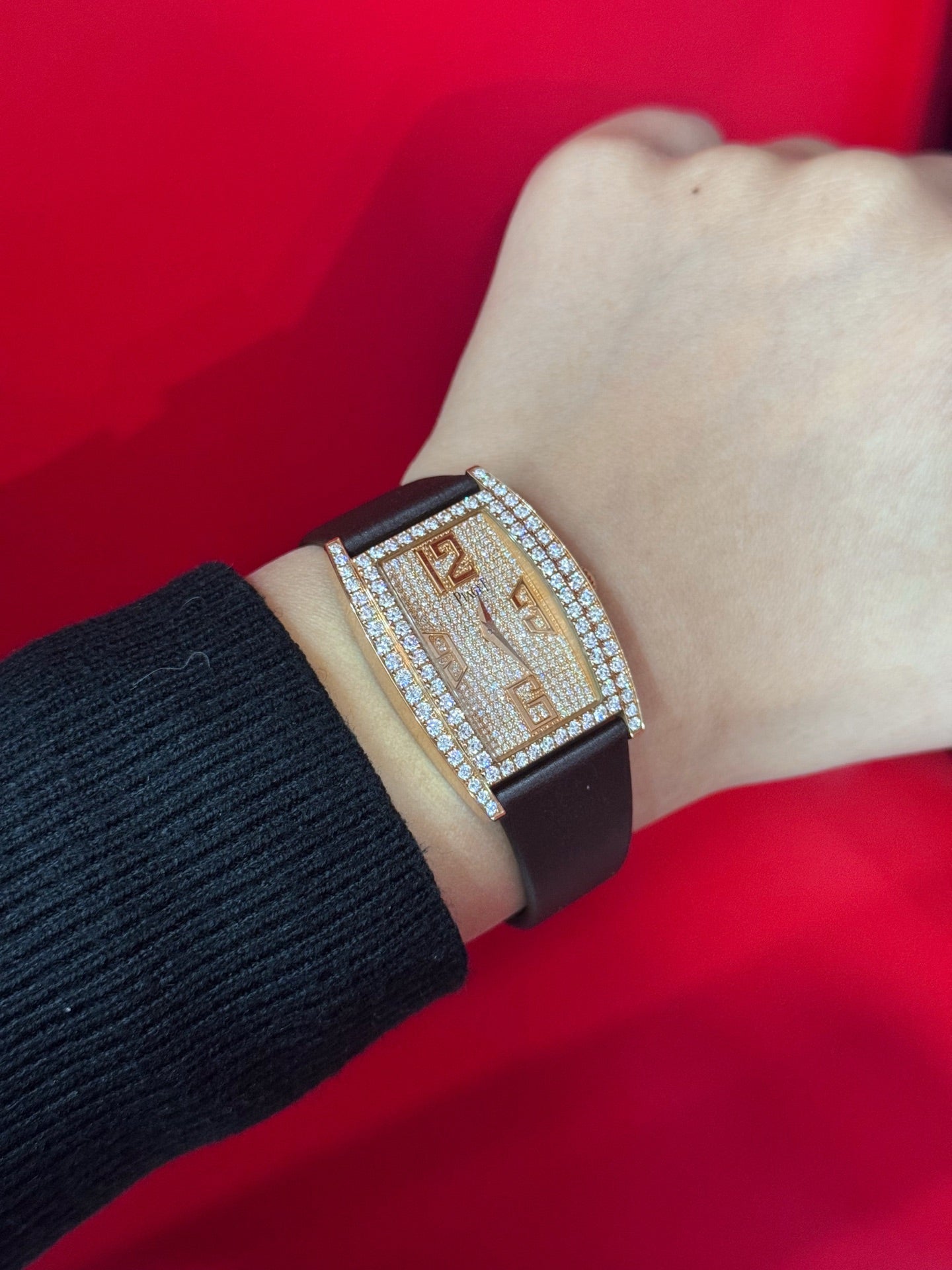 伯爵 Piaget Limelight Gala系列 G0A33090 18K玫瑰金镶钻 满天星 27毫米 石英女表 99新单表