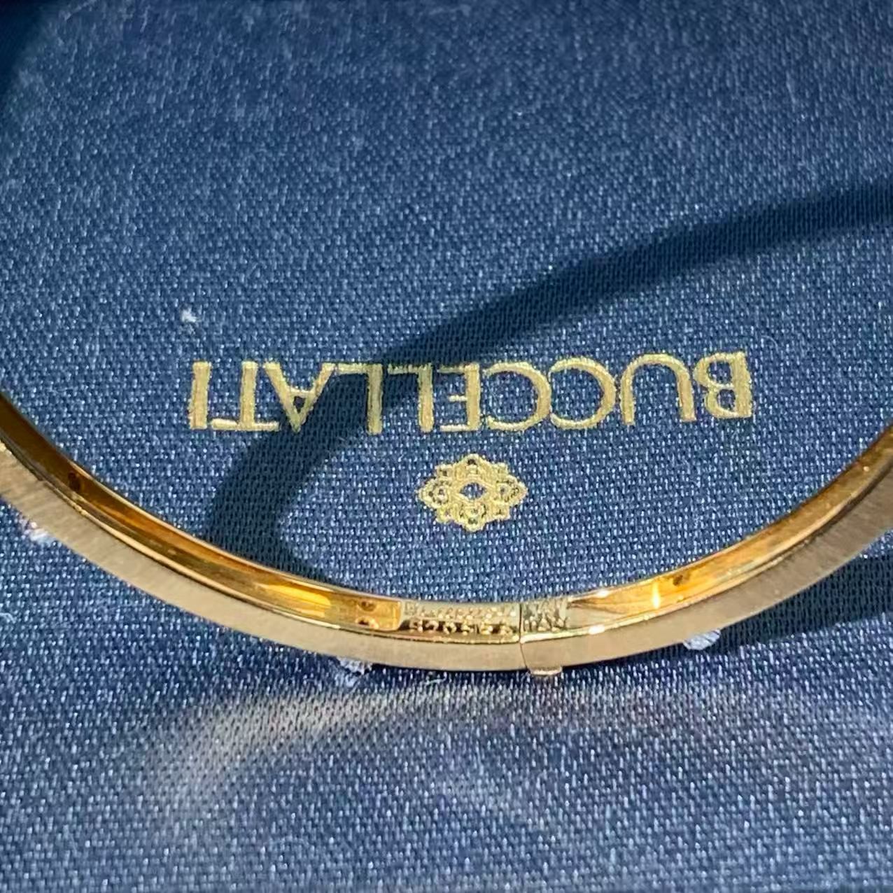 Buccellati Macri Classica 18K Gold 10-Diamond Bangle, Narrow Version, 17cm, 2022, Full Set Available Now