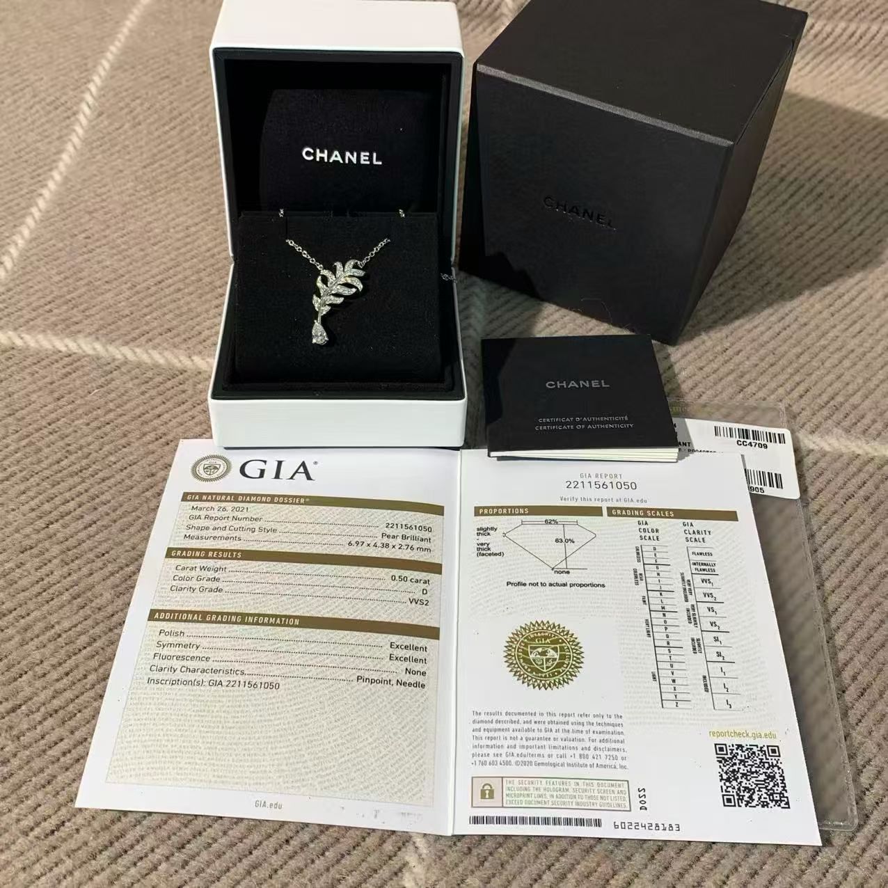 Chanel Plume de Chanel Feather Collection 18K White Gold Full Diamond Necklace 0.5ct D Color VVS2 2021 Full Set