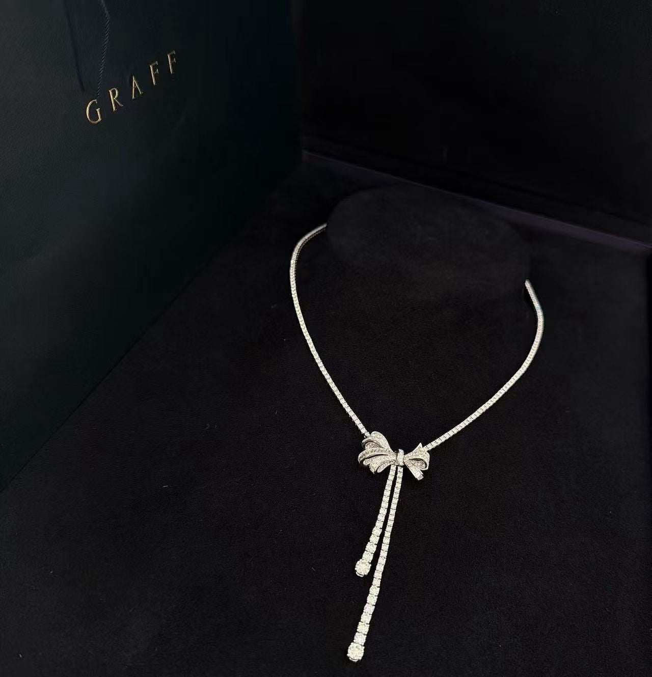 Graff Tilda's Bow Collection 18K White Gold Full Diamond Bow Necklace, High Jewelry Set, 2021