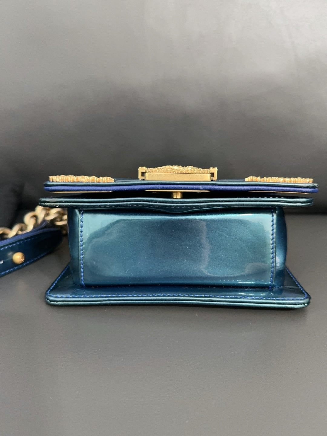 ✦ Chanel Le Boy Mini Versailles Court Limited Edition Patent Leather Blue with Gilded Embossed Design (Limited to 100 pieces worldwide)