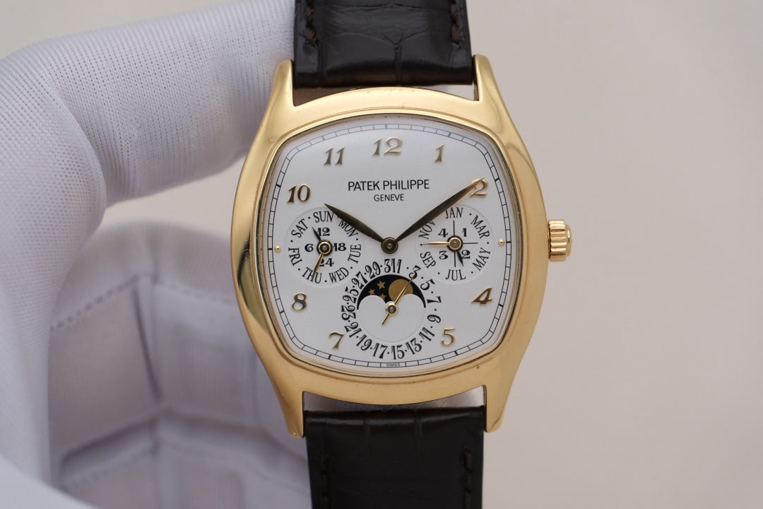 Patek Philippe 百达翡丽 超级复杂功能时计 5940J-001 自动机械，18k黄金， 单表好价