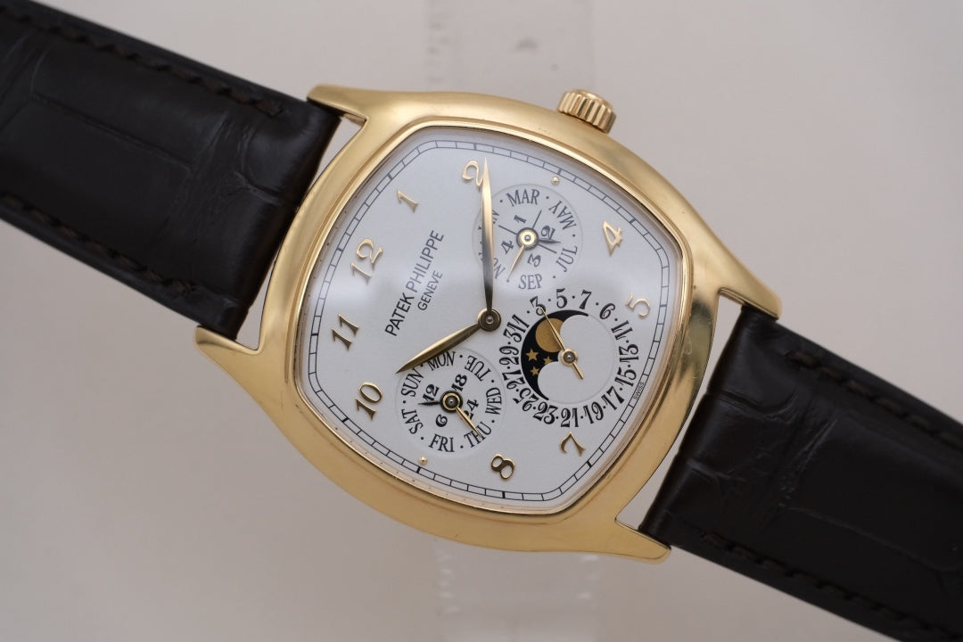 Patek Philippe 百达翡丽 超级复杂功能时计 5940J-001 自动机械，18k黄金， 单表好价