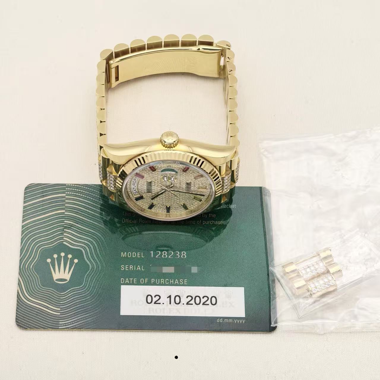 ✦ 劳力士 Rolex 星期日历型 36 黄金彩宝钻盘