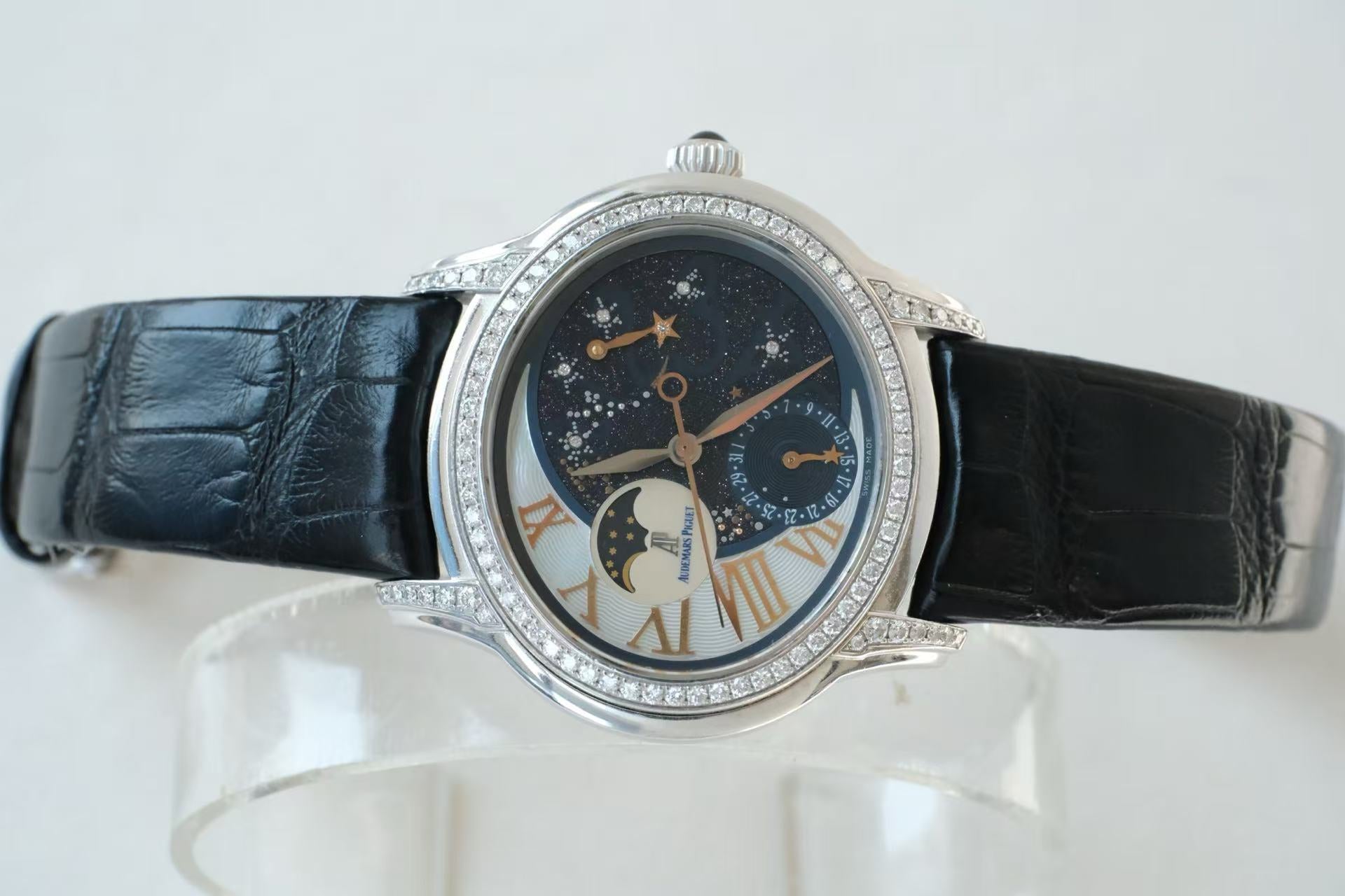 ✦ 爱彼 Audemars Piguet 千禧系列 39.5毫米 18K白金镶钻 偏心表盘
