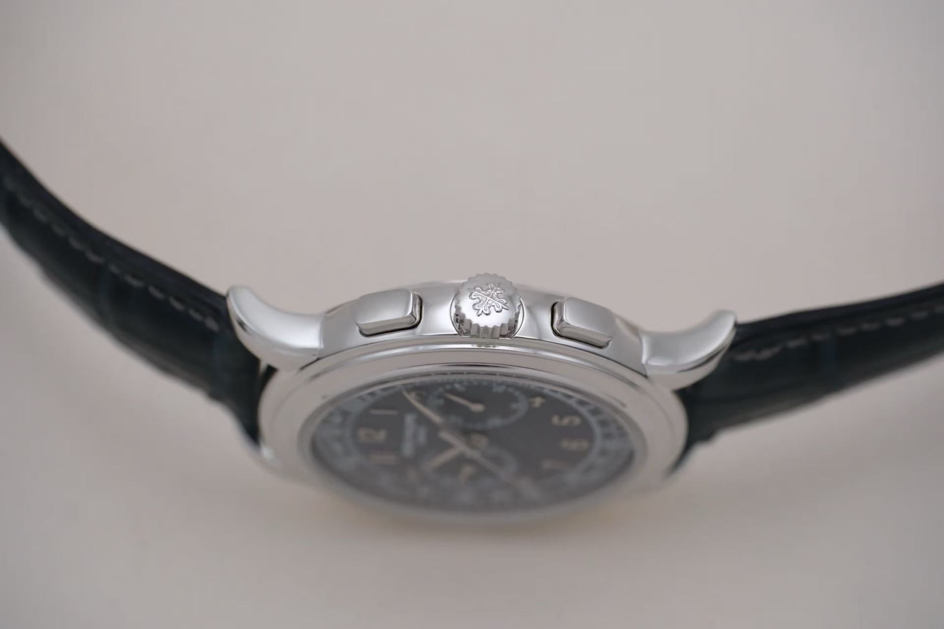 Patek Philippe Complications 5070P-001 Platinum Chronograph 42mm (approximately 250 pieces worldwide)