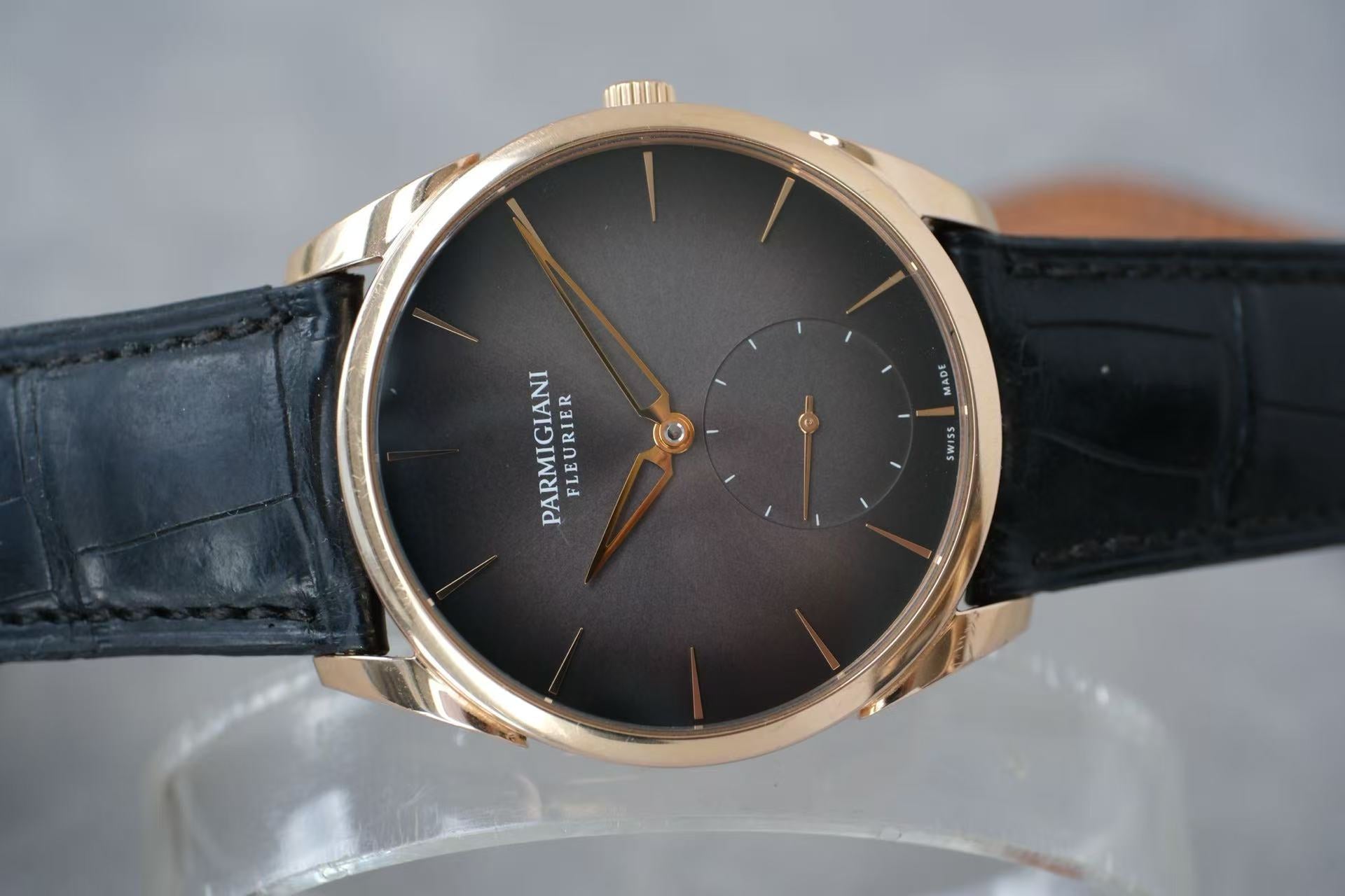 ✦ 帕玛强尼 Parmigiani Tonda系列 39毫米 18K玫瑰金 (全球限量28枚)