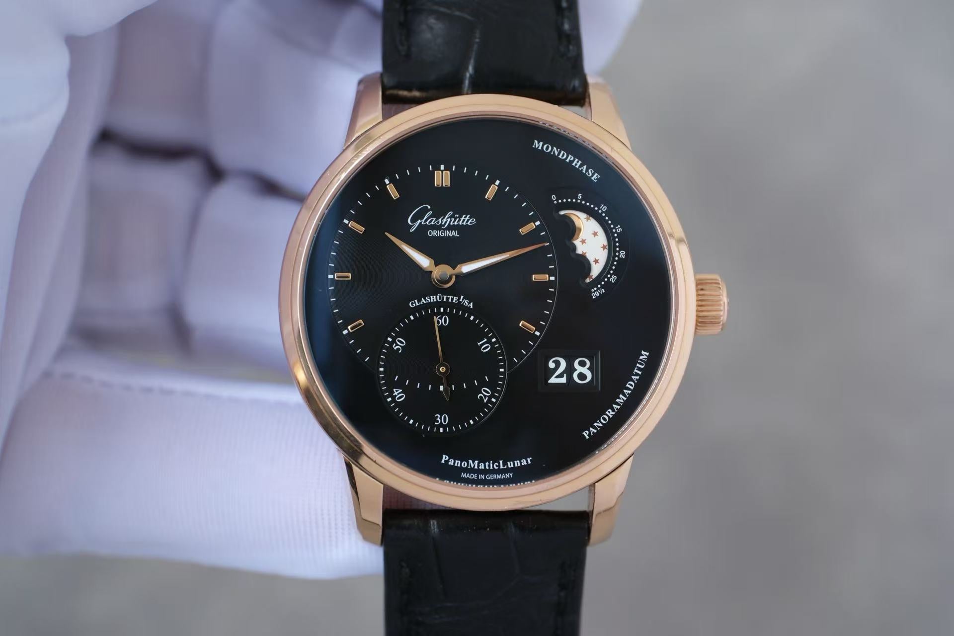 ✦ 格拉苏蒂原创 Glashütte Original 偏心系列 40毫米 18K玫瑰金 月相腕表
