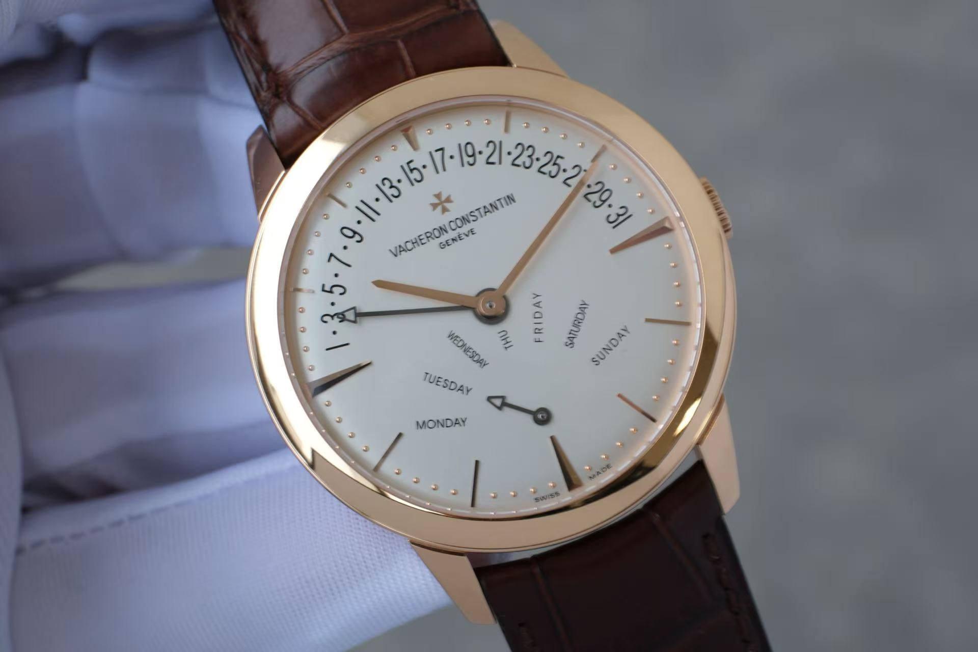 ✦ Vacheron Constantin Heritage Collection 42.5mm 18K Rose Gold Double Retrograde Date and Day