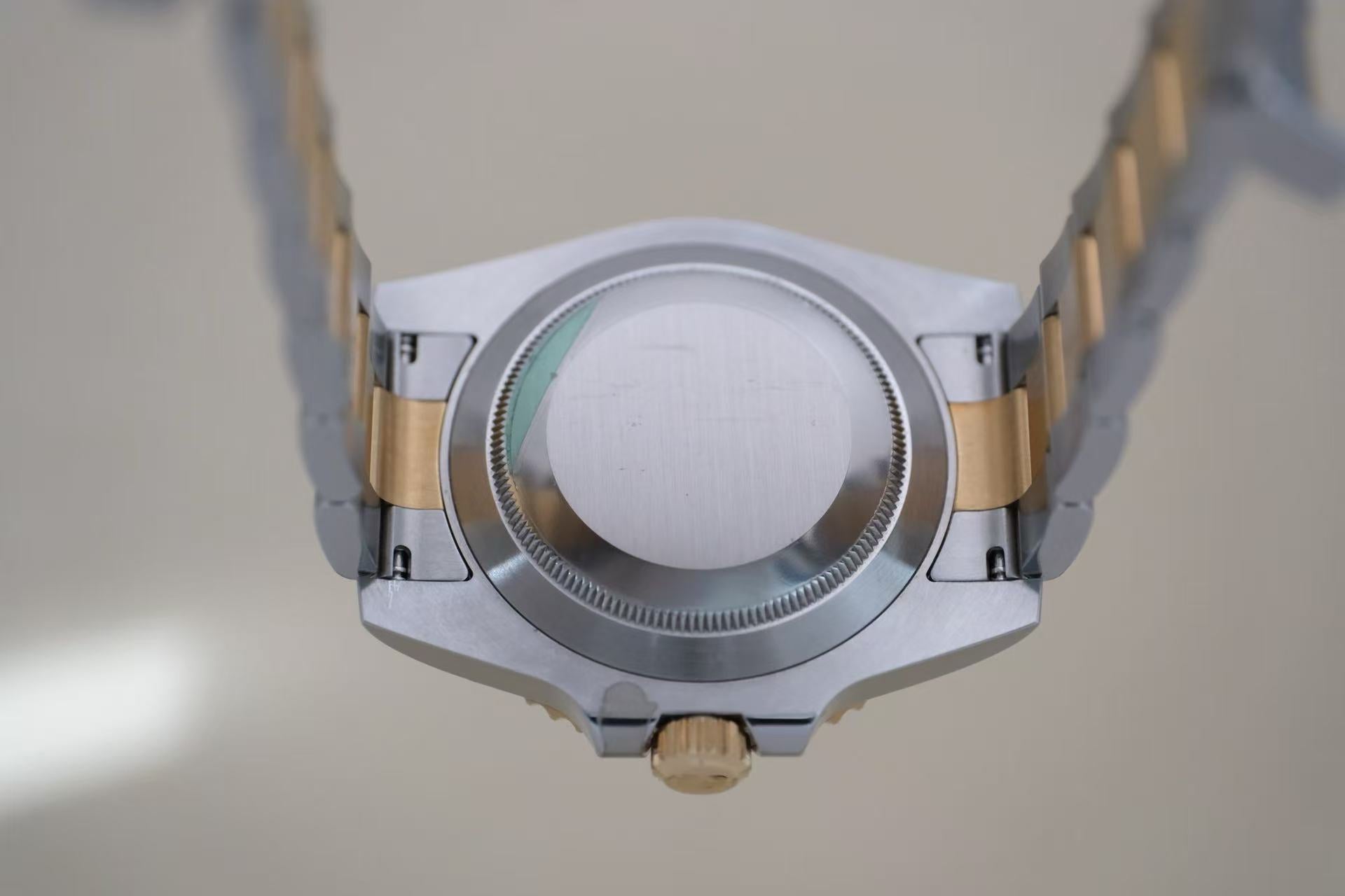 ✦ 劳力士 Rolex 潜航者型 40毫米 间金黑水鬼 8钻刻度 116613-LN