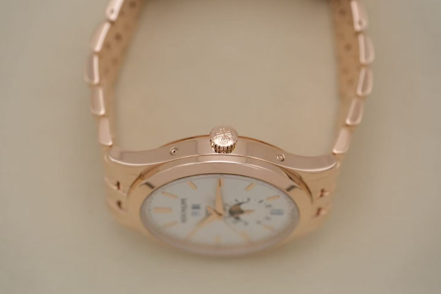 ✦ Patek Philippe Complications 38.5mm 18K Rose Gold Annual Calendar Watch 5396/1R-010