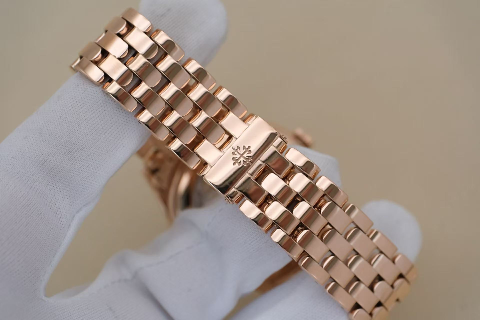 ✦ Patek Philippe Complications 38.5mm 18K Rose Gold Annual Calendar Watch 5396/1R-010