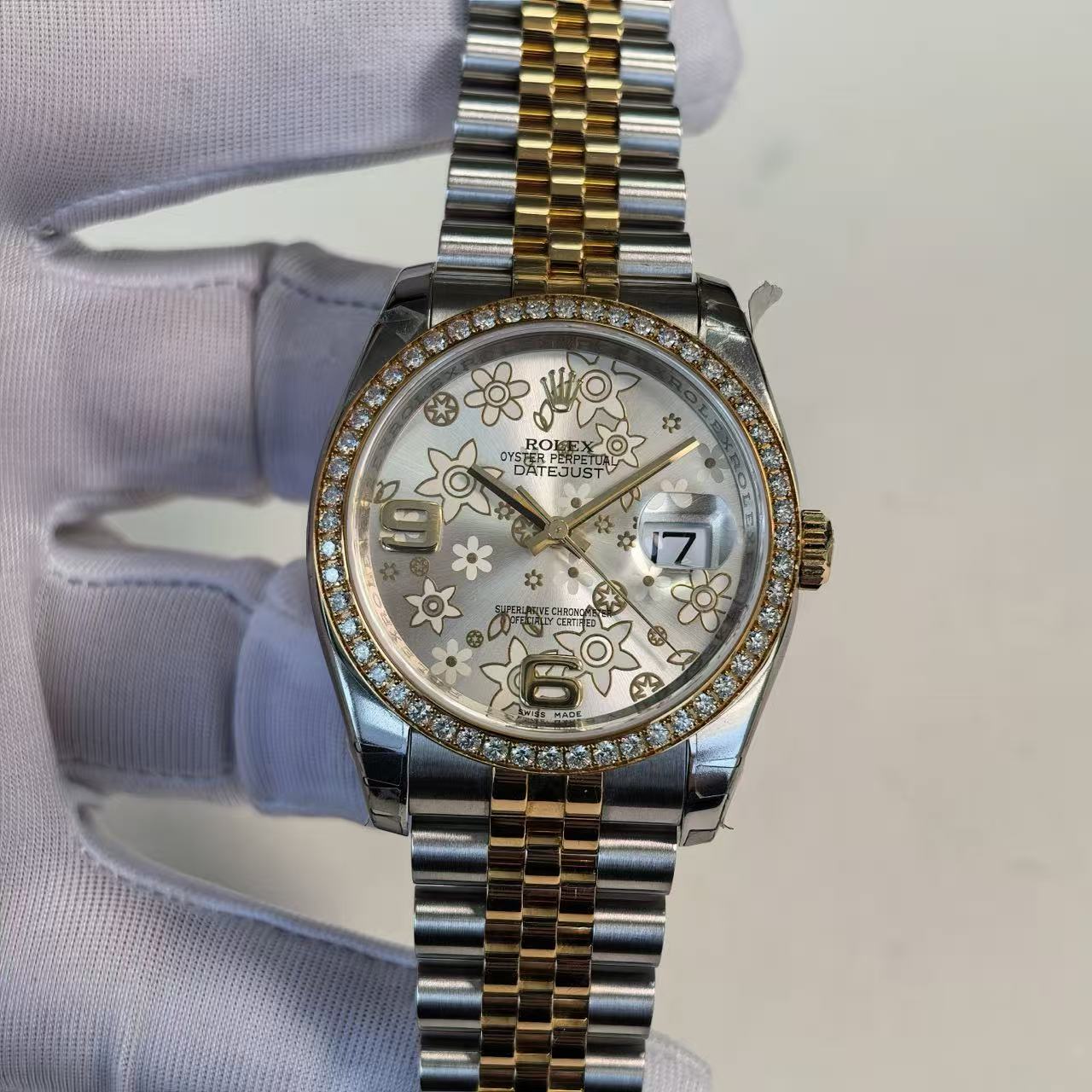 ✦ 劳力士 Rolex 日志型 36毫米 黄金钢 原厂镶钻外圈 繁花表盘 116243 (带保卡收据)