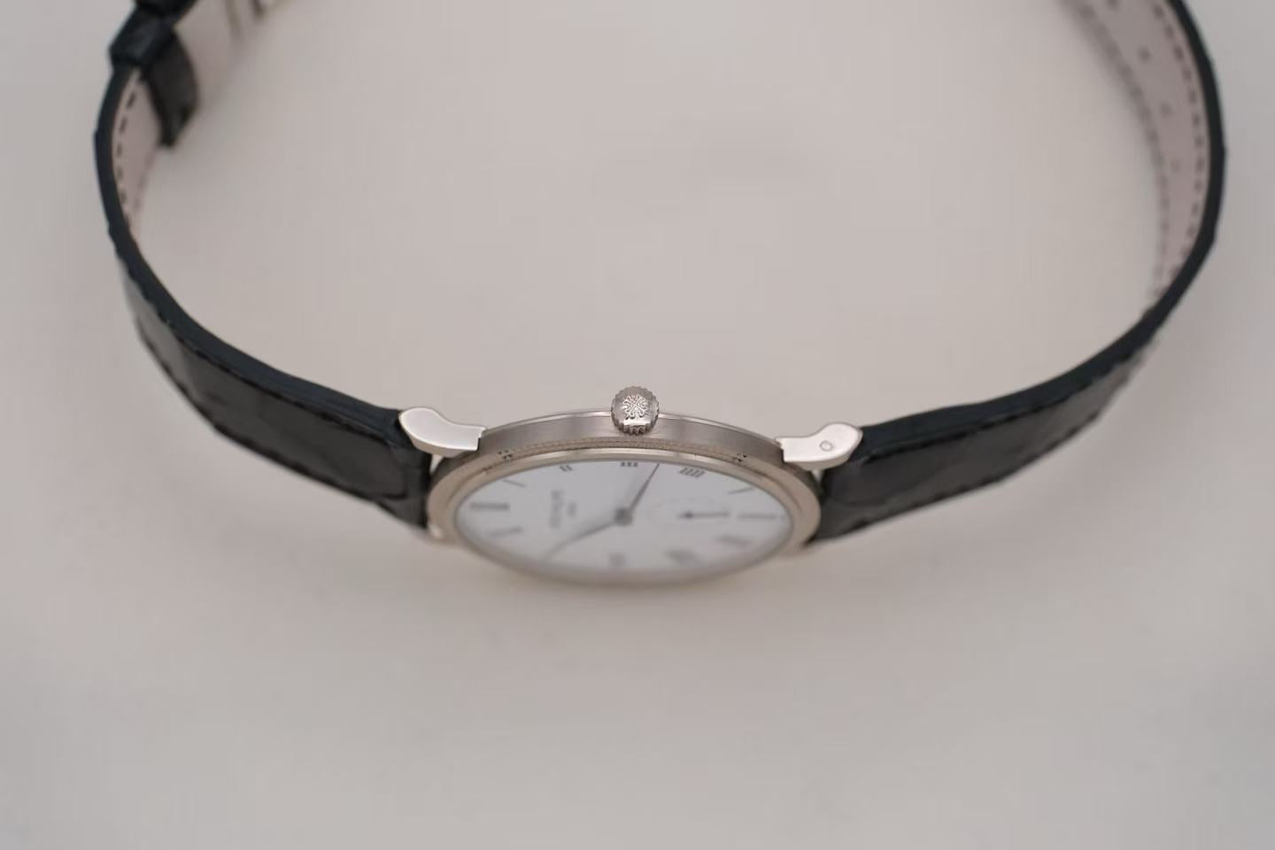 ✦ 百达翡丽 Patek Philippe 古典表系列 Calatrava 36毫米 18K白金 巴黎钉纹 5119G-001 (2012年大全套)