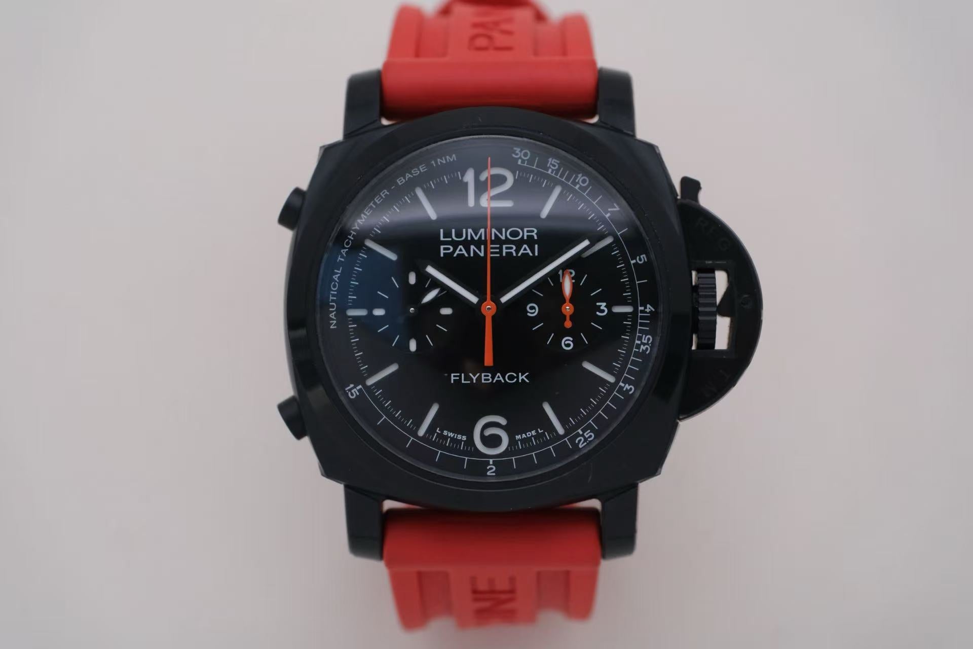 ✦ 沛纳海 Panerai 庐米诺 Luminor 44毫米 黑色陶瓷 PAM01298 (官方已延保8年)