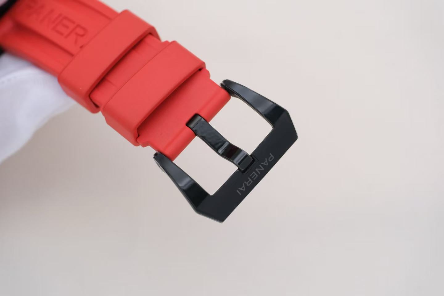 ✦ 沛纳海 Panerai 庐米诺 Luminor 44毫米 黑色陶瓷 PAM01298 (官方已延保8年)