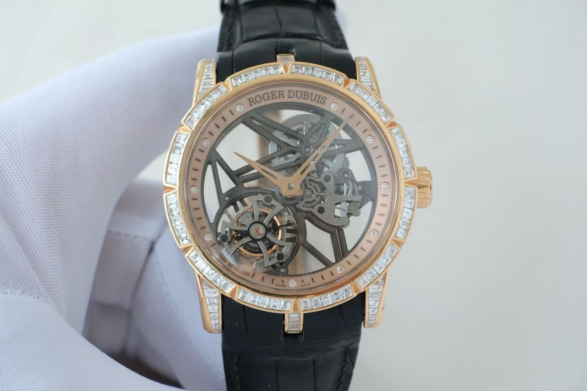 ✦ Roger Dubuis Regal Series 42mm 18K Rose Gold Diamond-set Tourbillon RDDBEX0418