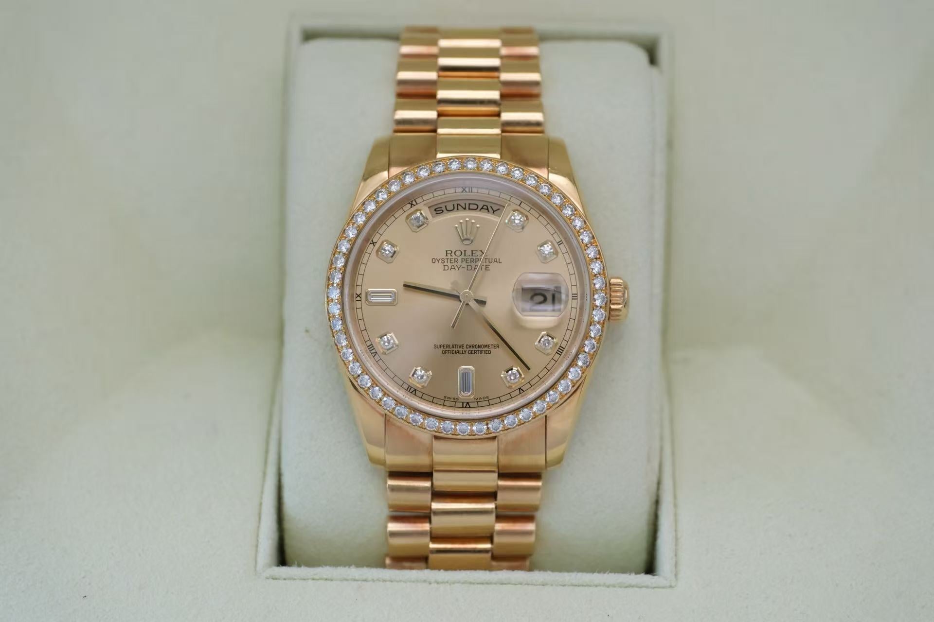 ✦ 劳力士 Rolex 星期日历型 36毫米 18K黄金 原厂镶钻 118348 (2006年带收据大全套)