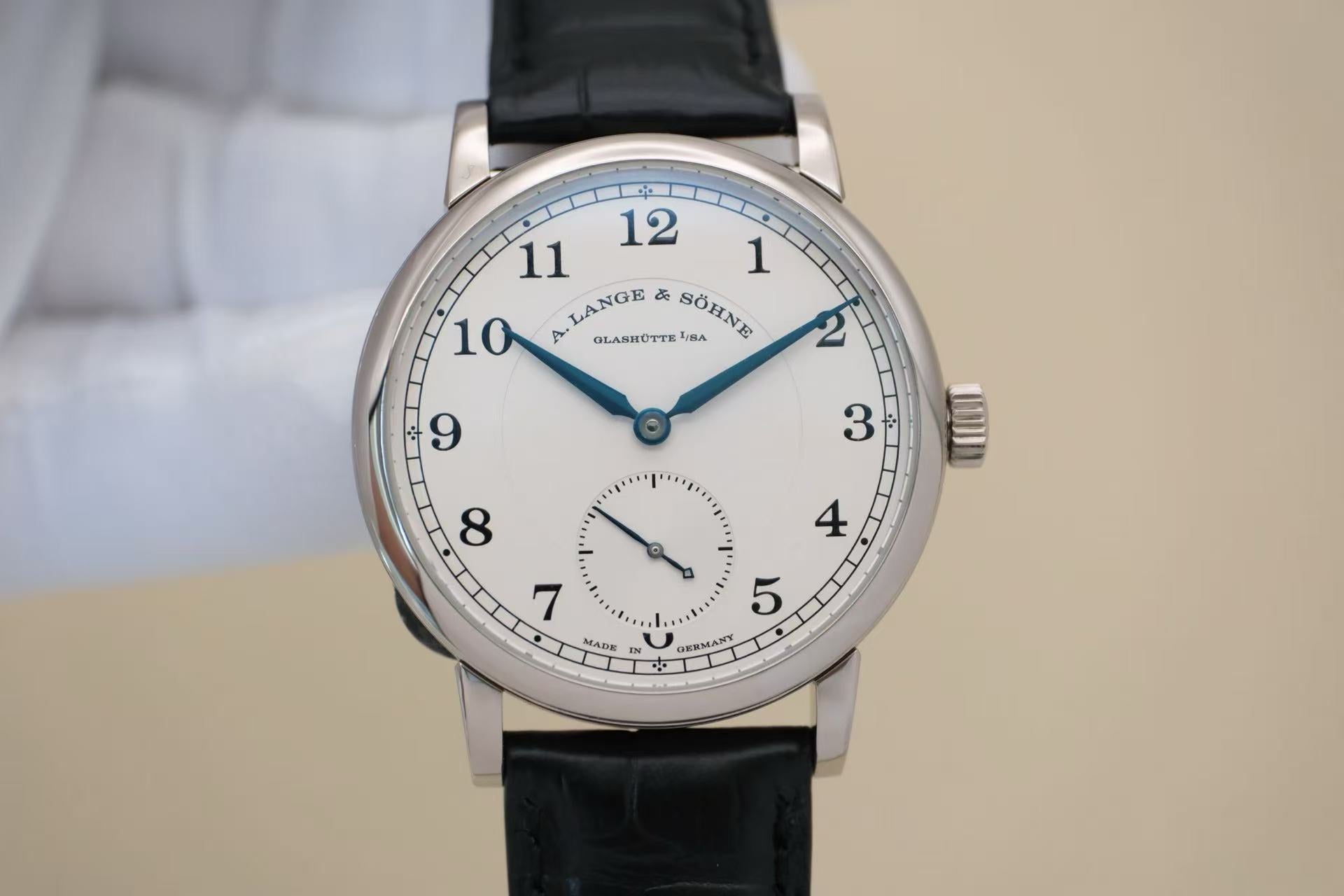 ✦ A. Lange & Söhne 1815 Series 38mm 18K White Gold Officer's Case Back (REC Collaboration Limited Edition of 25 Pieces Worldwide/Complete Set of 2019)