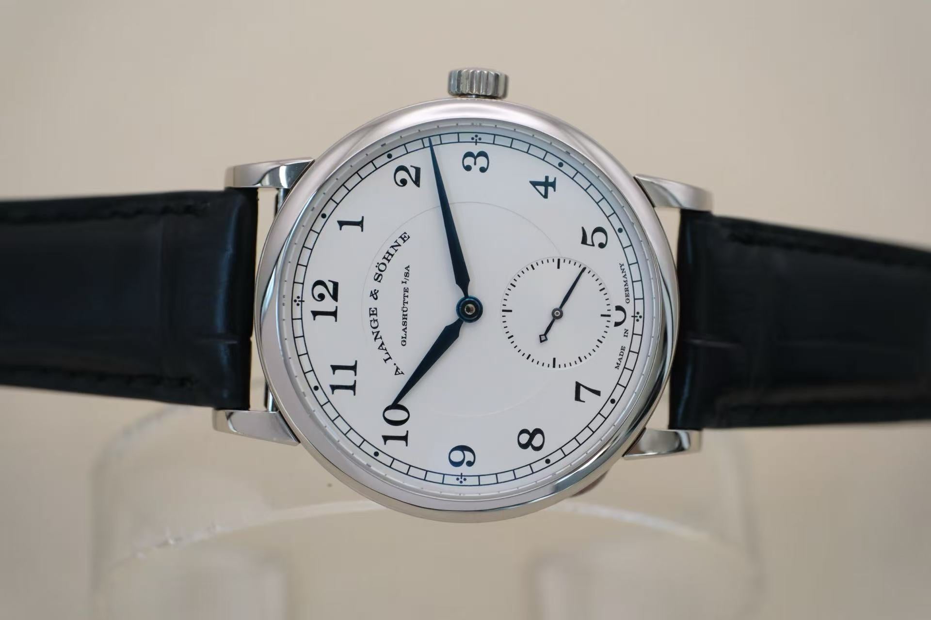 ✦ A. Lange & Söhne 1815 Series 38mm 18K White Gold Officer's Case Back (REC Collaboration Limited Edition of 25 Pieces Worldwide/Complete Set of 2019)