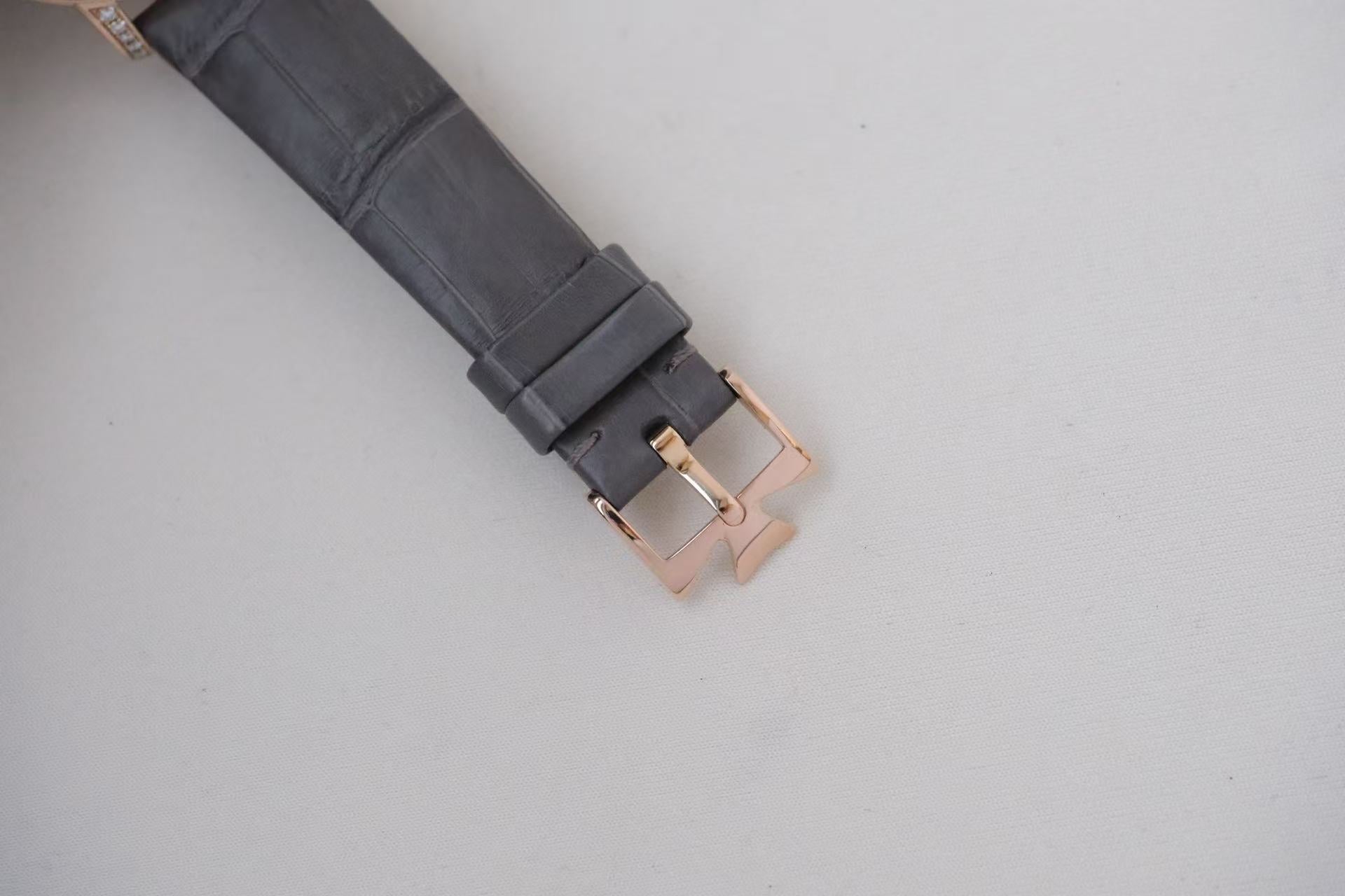 ✦ Vacheron Constantin Patrimony Collection 36mm 18K Rose Gold Diamond-set Mother-of-Pearl Dial 83570 (Complete Set, 2016)