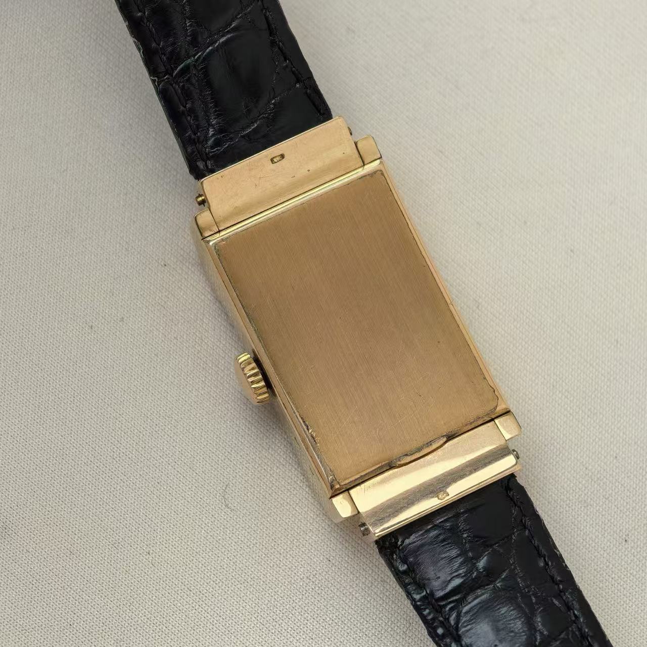 ✦ Patek Philippe Vintage Collection 20.5x40mm 18K Gold Dial with Burnt Blue Subtitles (Queen's Head and Squirrel Logo)