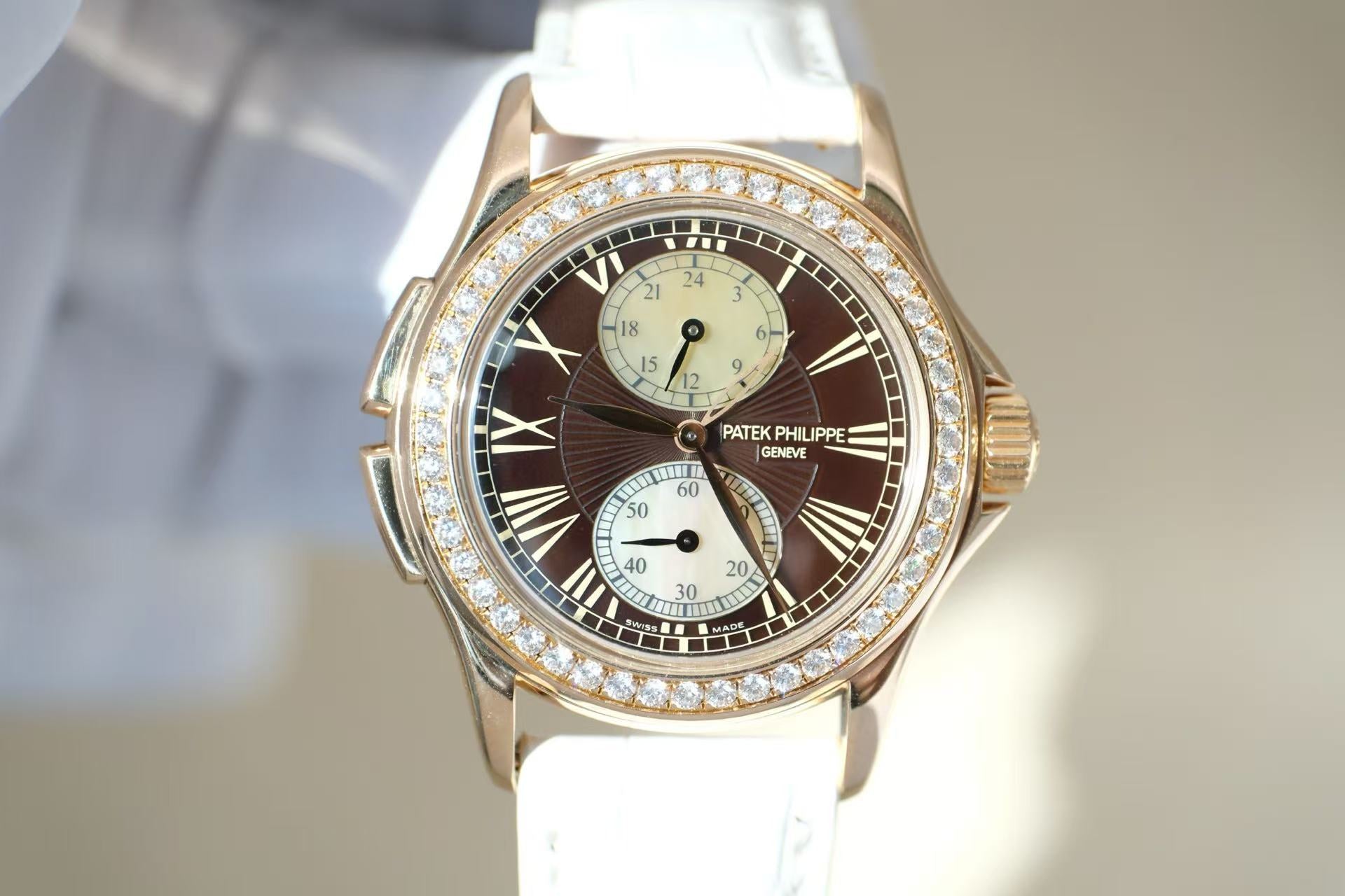 ✦ Patek Philippe Classic Collection 35mm 18K Rose Gold Diamond-set Dual Time 4934R-001 (55 series/watch only)