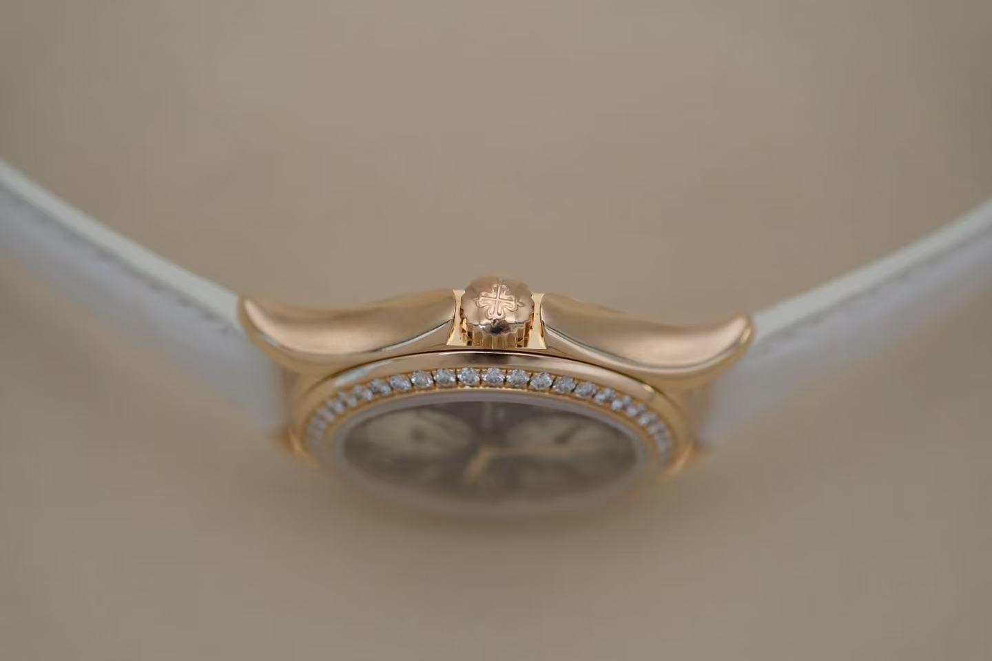 ✦ Patek Philippe Classic Collection 35mm 18K Rose Gold Diamond-set Dual Time 4934R-001 (55 series/watch only)