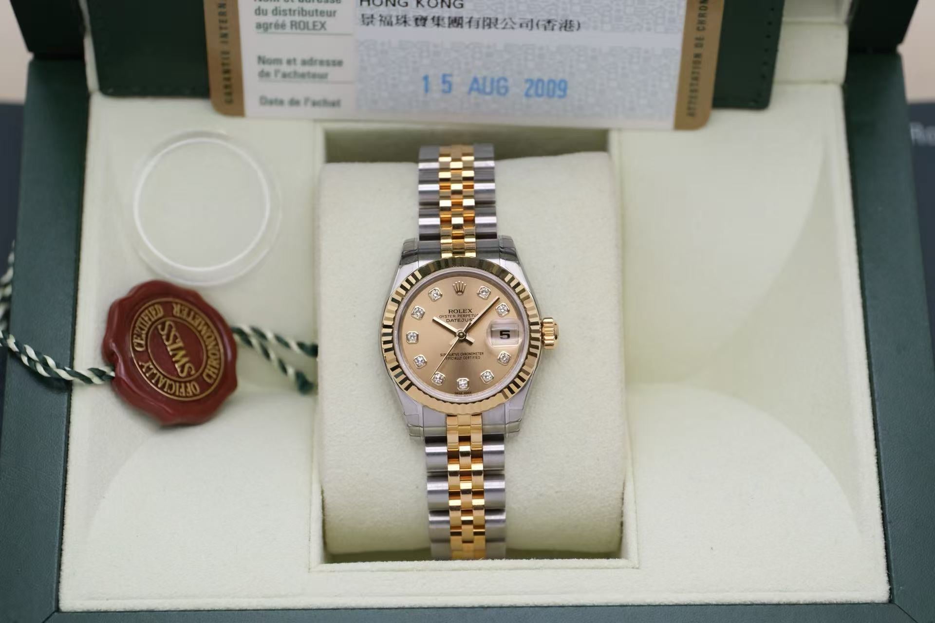 ✦ 劳力士 Rolex 女装日志型 26毫米 18K间金 钻刻 179173-0093 (2009年全套未使用/表头全膜)