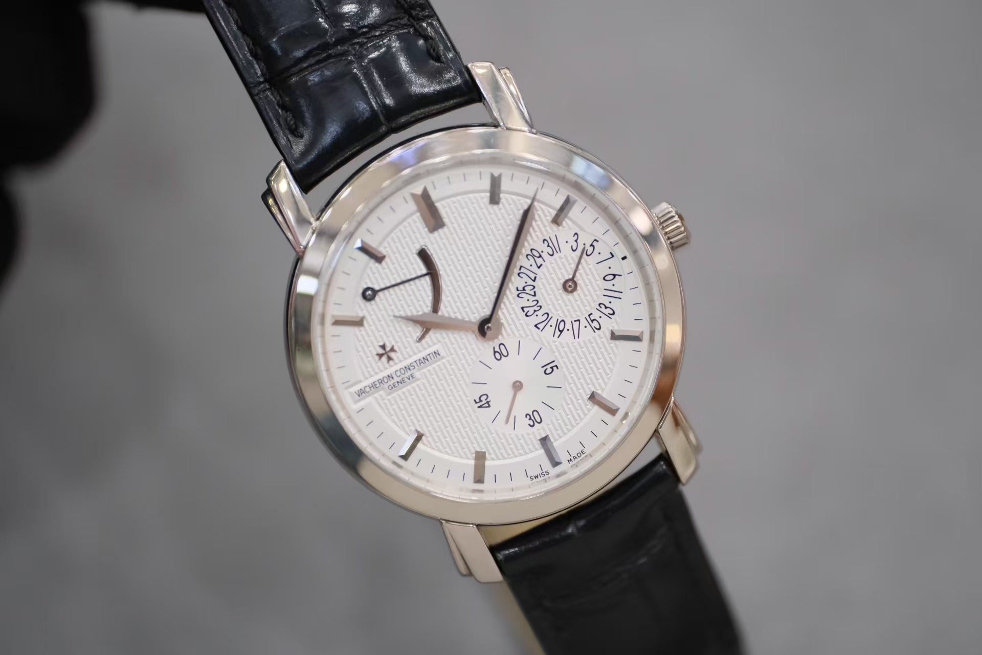✦ 江诗丹顿 Vacheron Constantin 马耳他系列 38毫米 18K白金 动力储备显示 83060