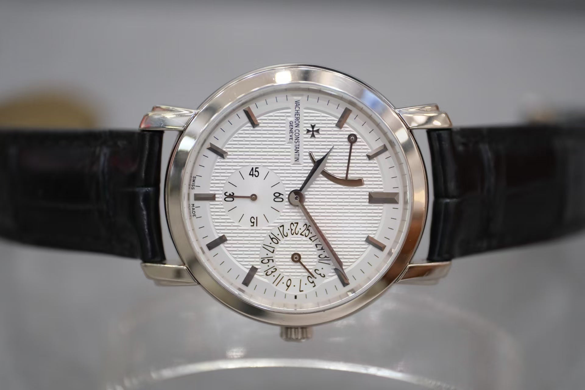✦ 江诗丹顿 Vacheron Constantin 马耳他系列 38毫米 18K白金 动力储备显示 83060