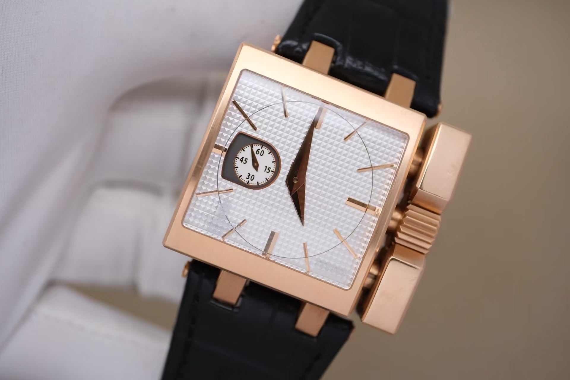 ✦ De GRISOGONO 帝致 瑞士独立制表 45mm 18K玫瑰金 隐藏式动显月相 自动机械