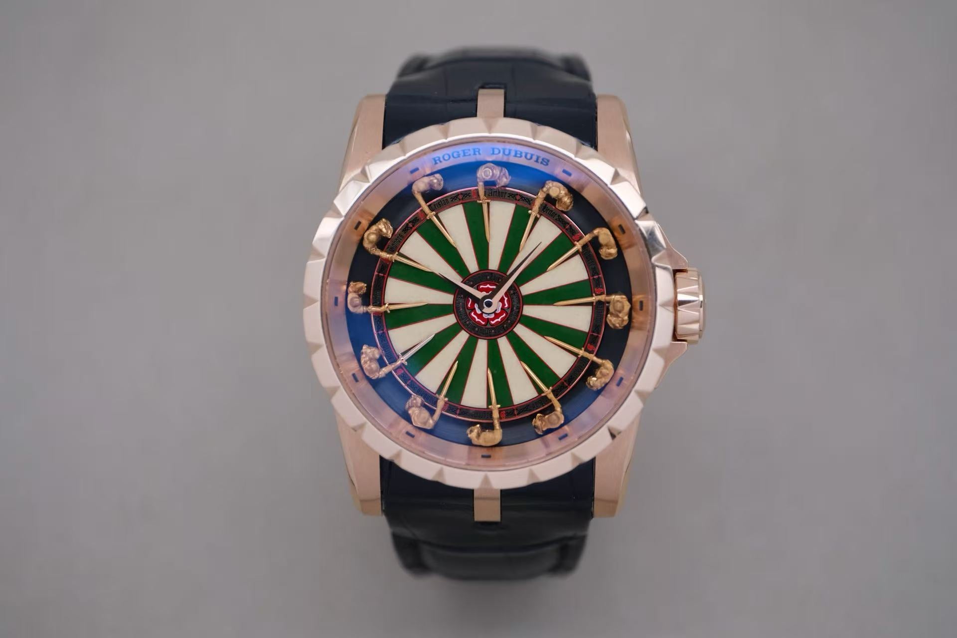 ✦ Roger Dubuis Knights of the Round Table, Generation 1, RDDBEX0398, 45mm, 18K Rose Gold Limited Edition
